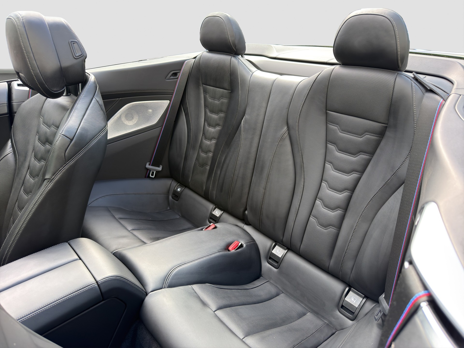 BMW M850i xDrive Steptronic-image-15