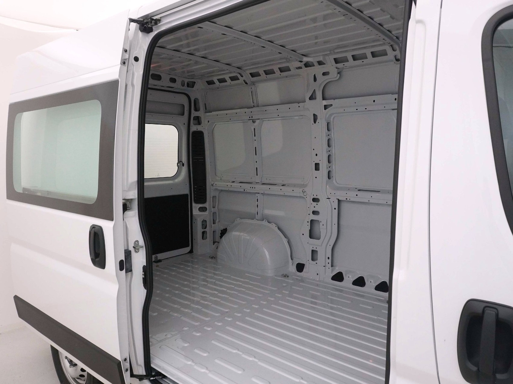 CITROEN Jumper Kaw. 35+ L2H2 2.2 BlueHDi 180 S/S-image-20