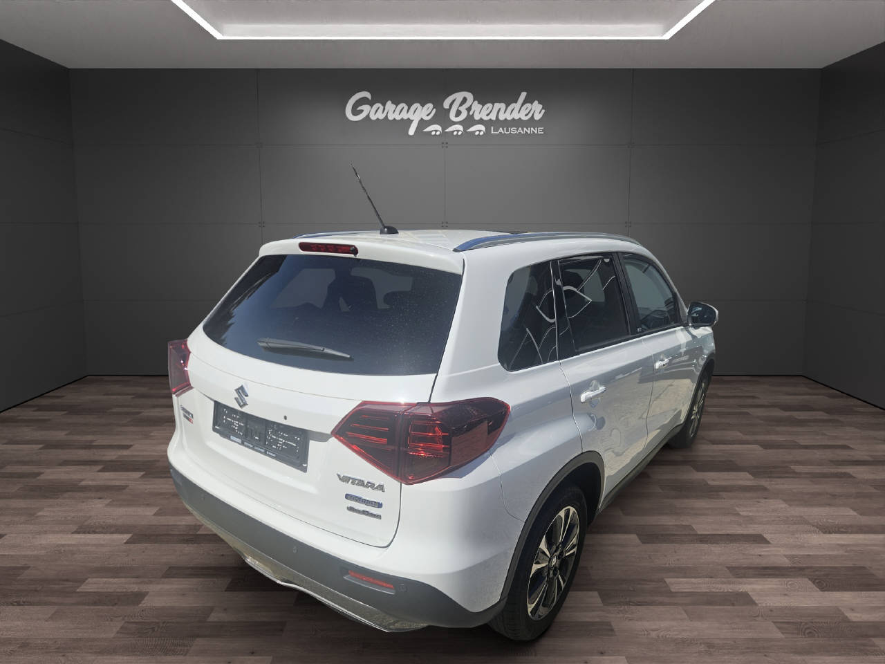 SUZUKI Vitara 1.4 T Compact Top Hybrid 4x4-image-8