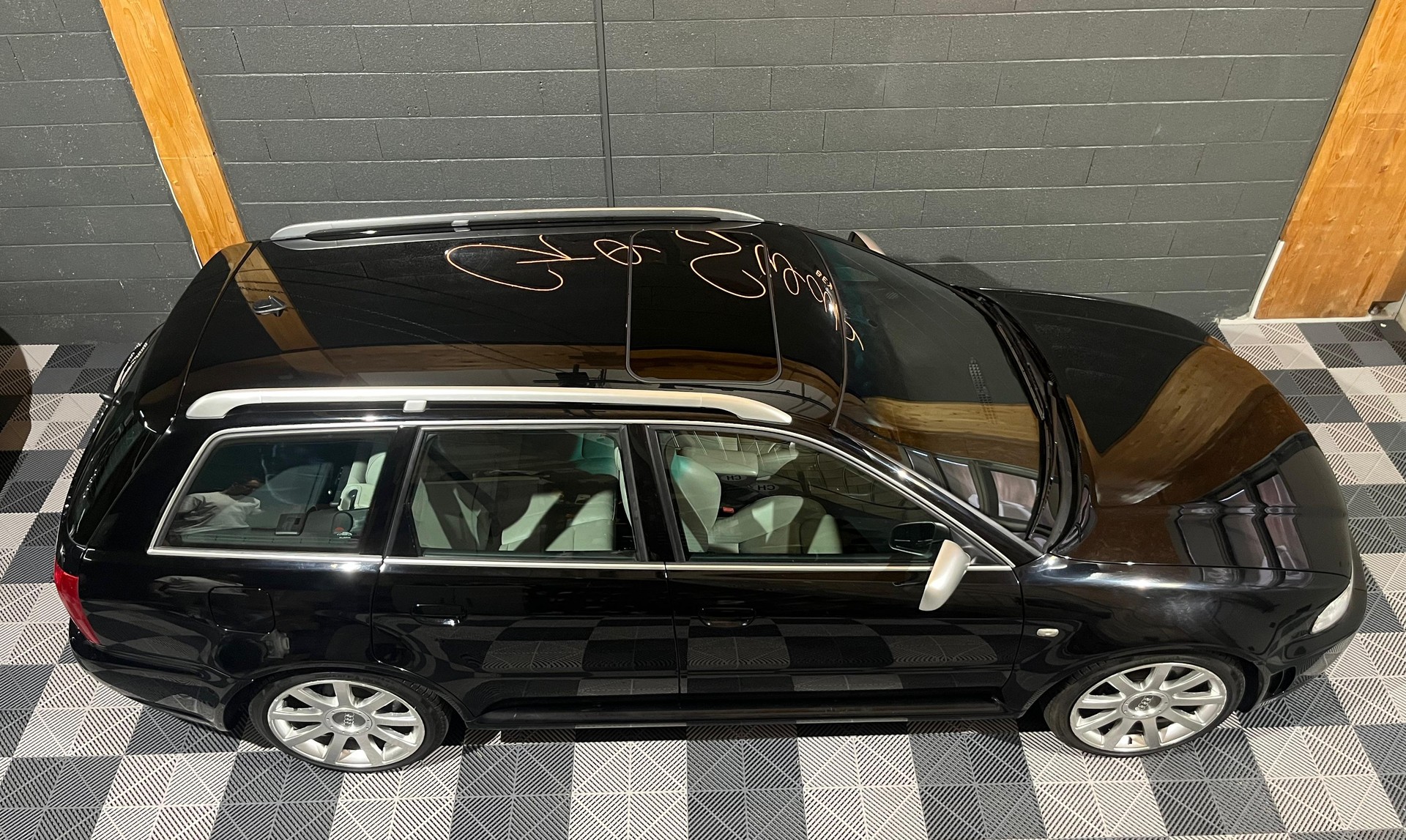 AUDI RS4 Avant quattro-image-1
