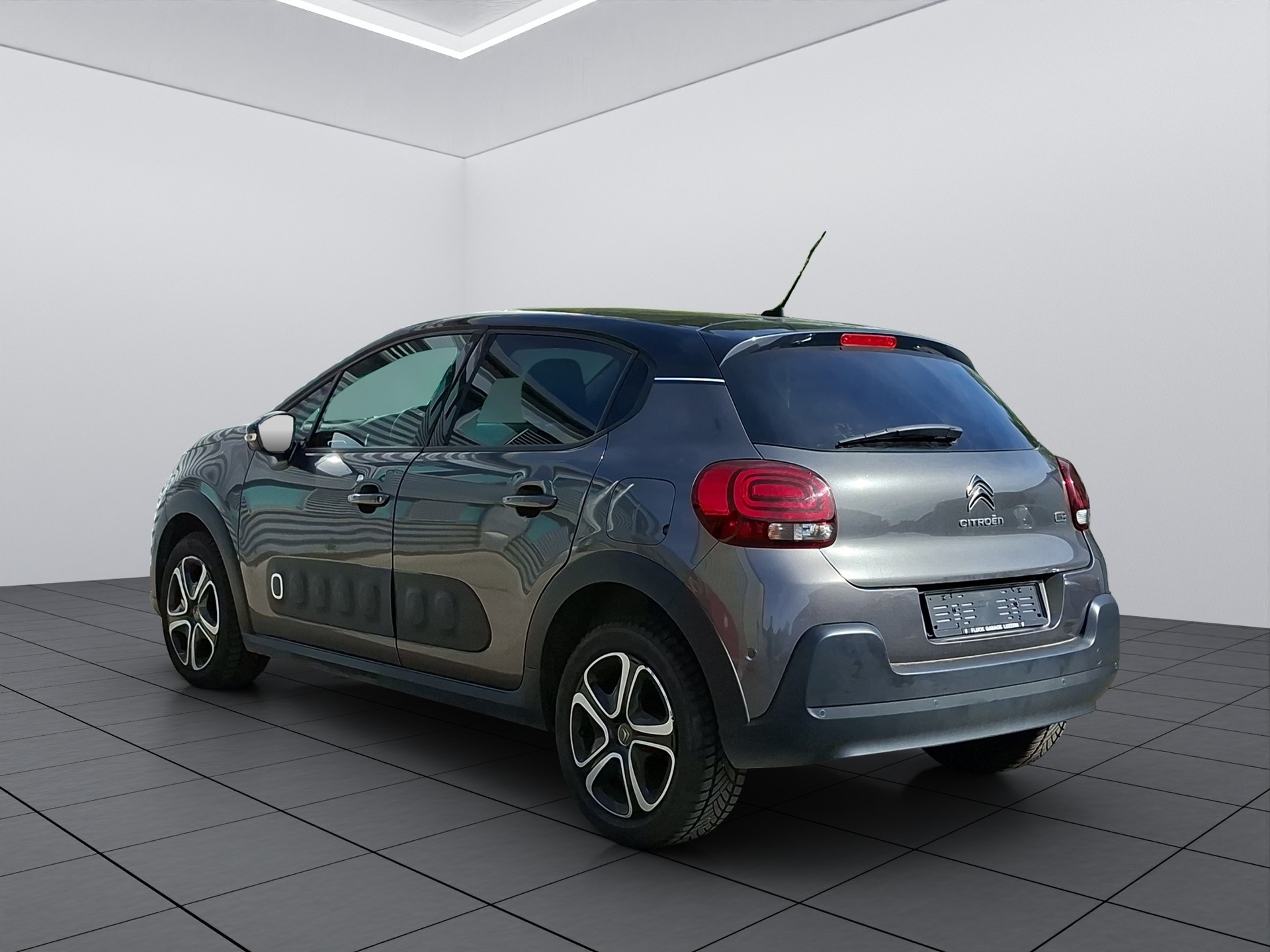 CITROEN C3 Aircross 1.5 BlueHD Shine EAT-image-5
