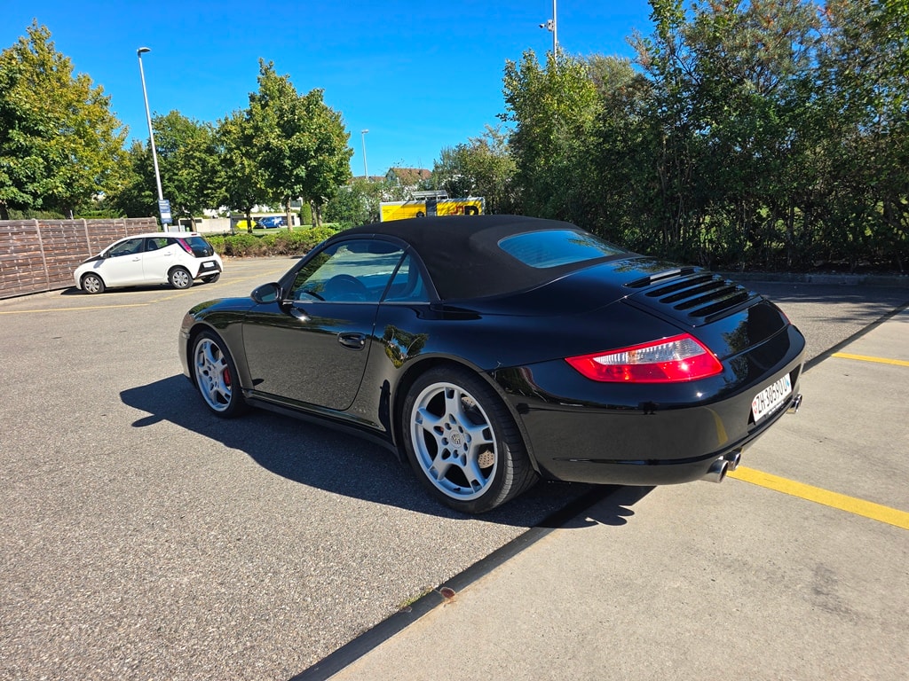 PORSCHE 911 Cabriolet 3.8 Carrera 4S-image-4