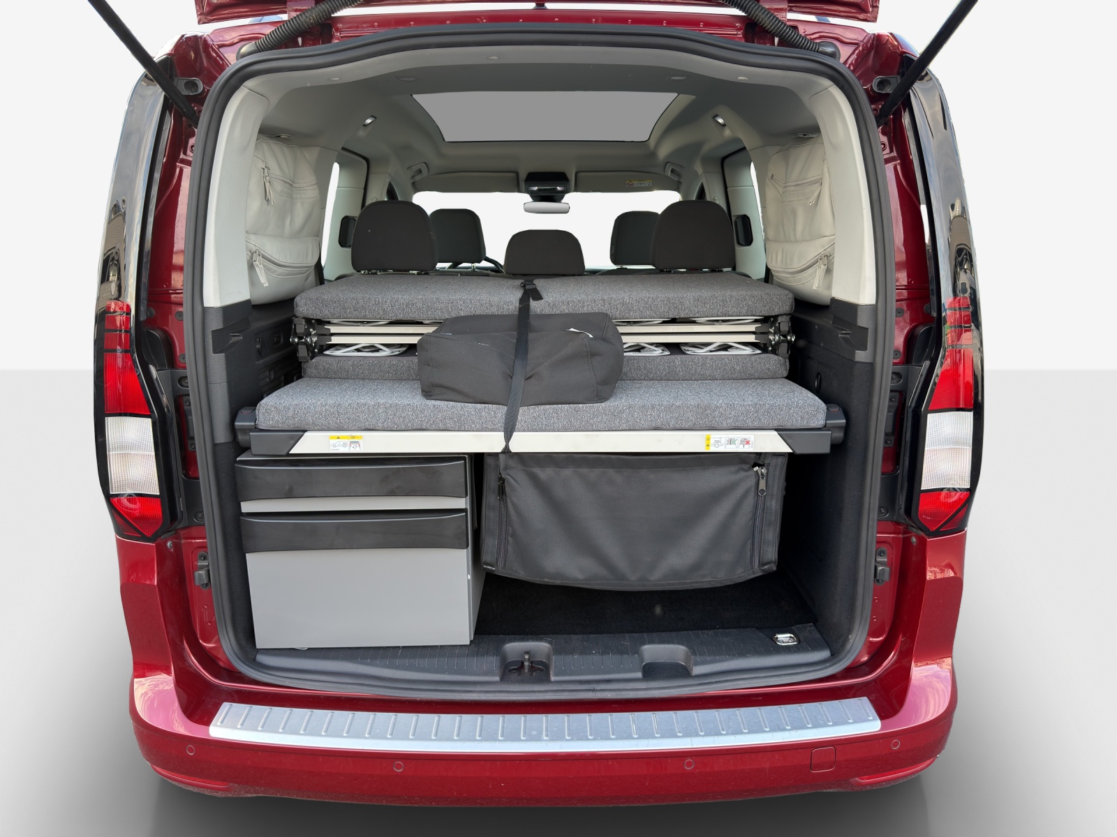 VW Caddy 1.5 TSI California Spirit DSG-image-12