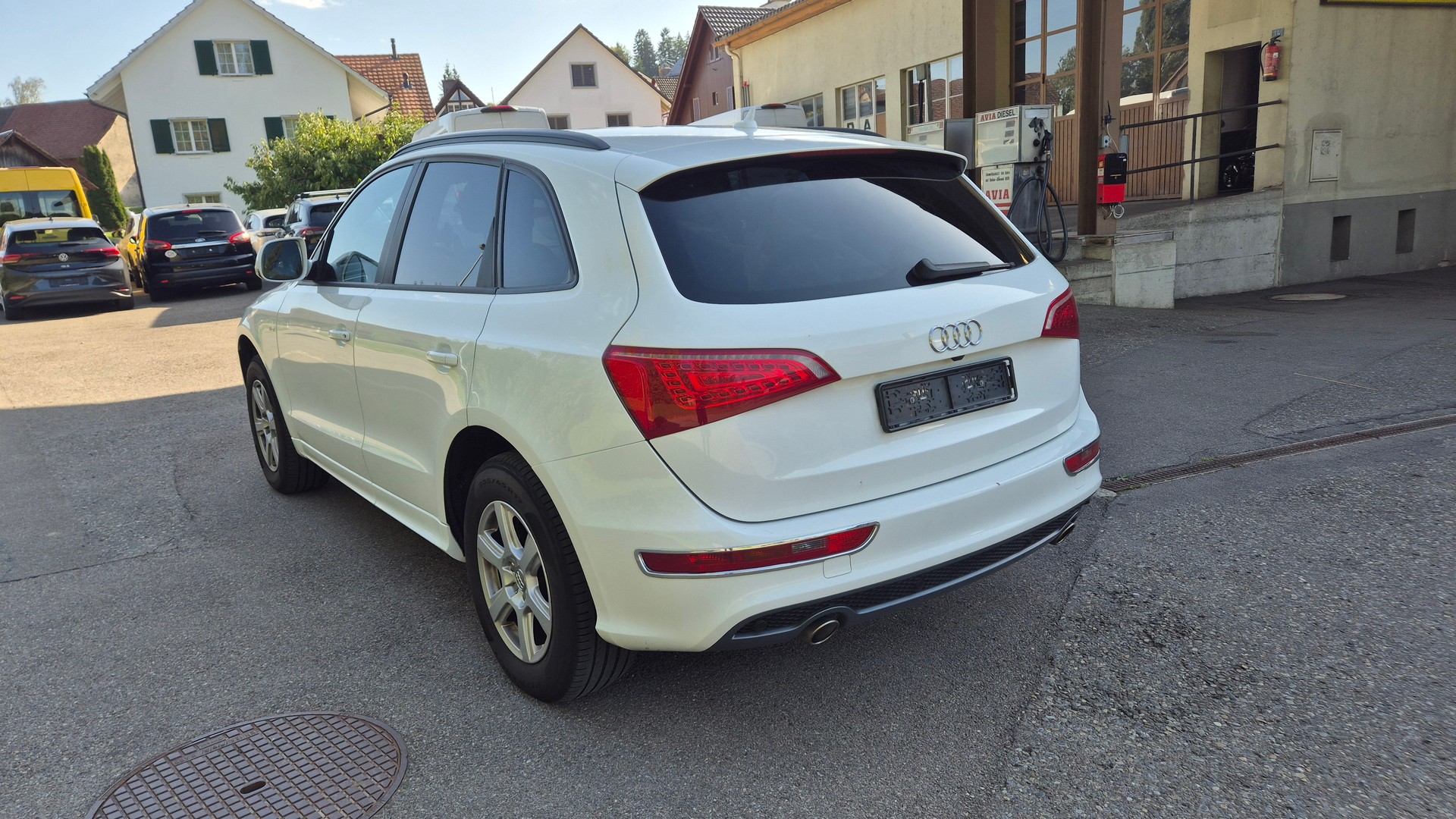 AUDI Q5 3.0 TDI quattro S-tronic-image-2