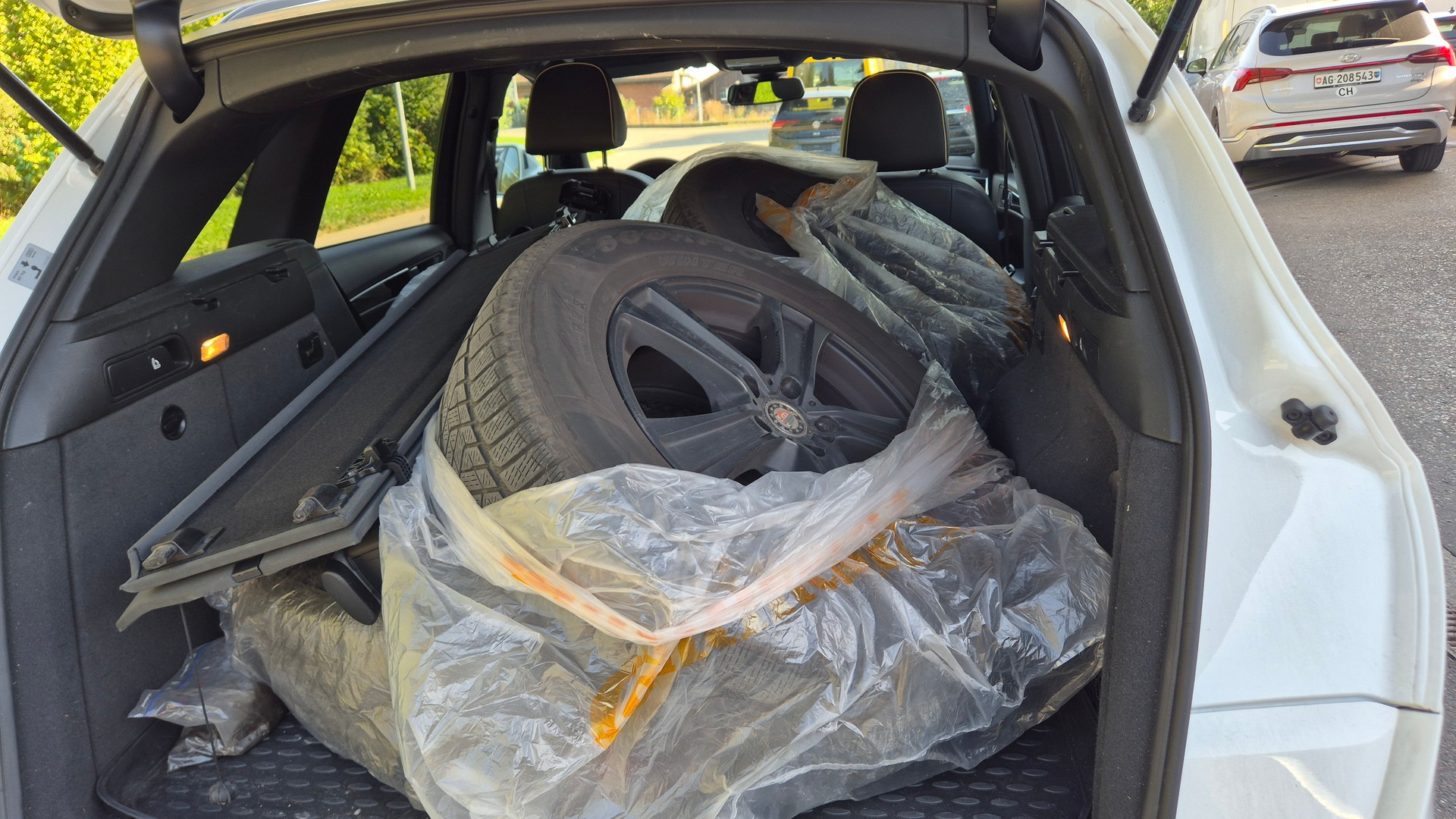 AUDI Q5 3.0 TDI quattro S-tronic-image-10