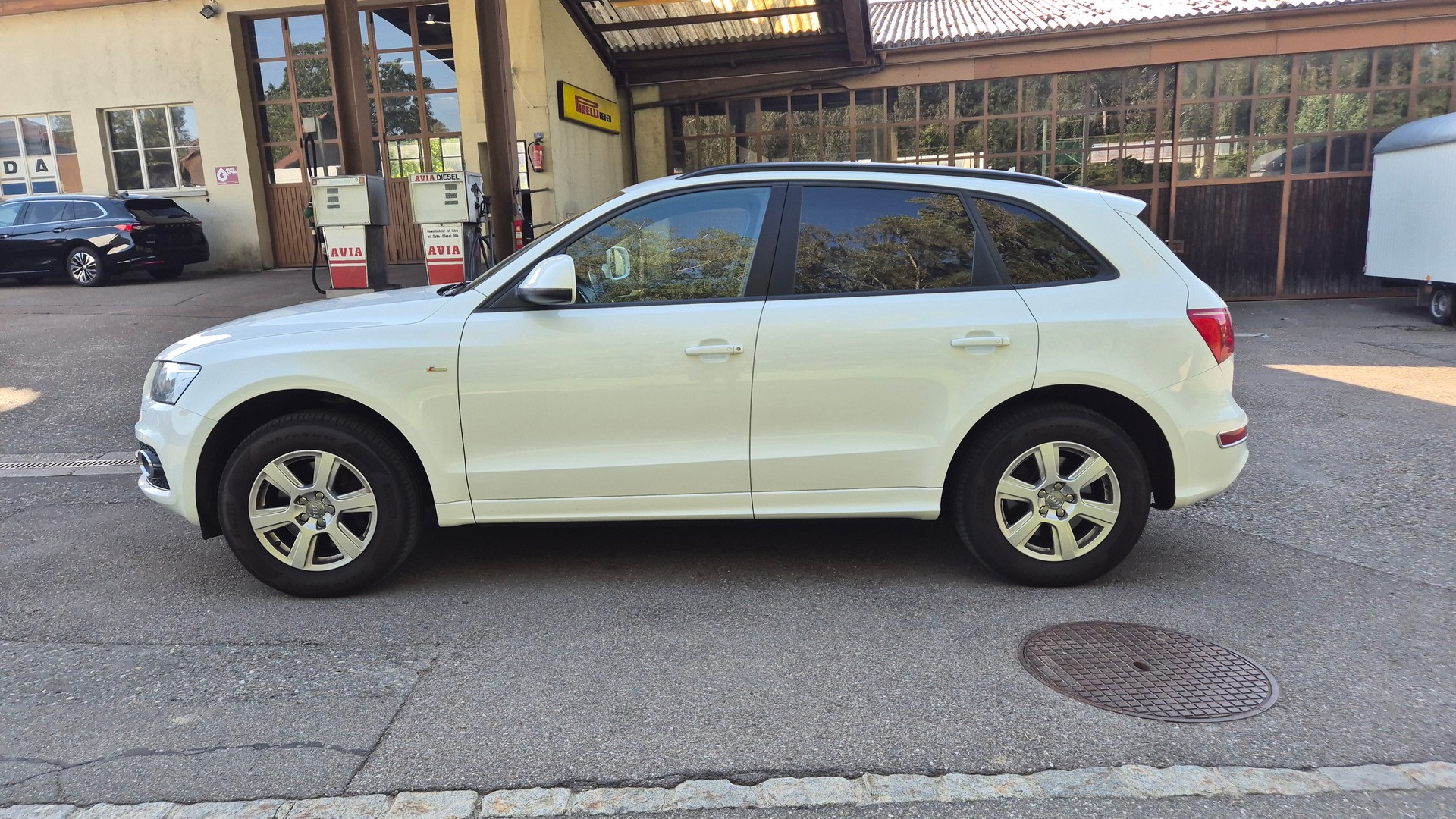 AUDI Q5 3.0 TDI quattro S-tronic-image-1