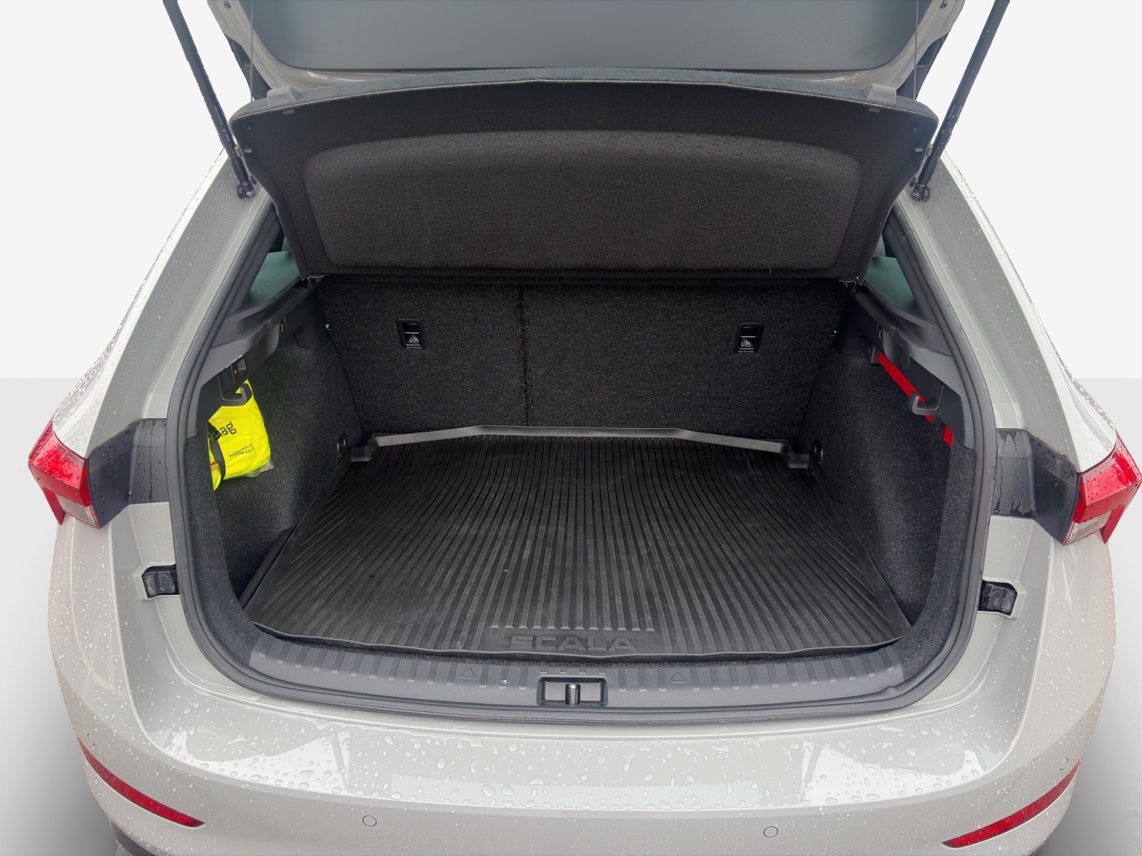 SKODA Scala 1.0 TSI Monte Carlo DSG-image-12