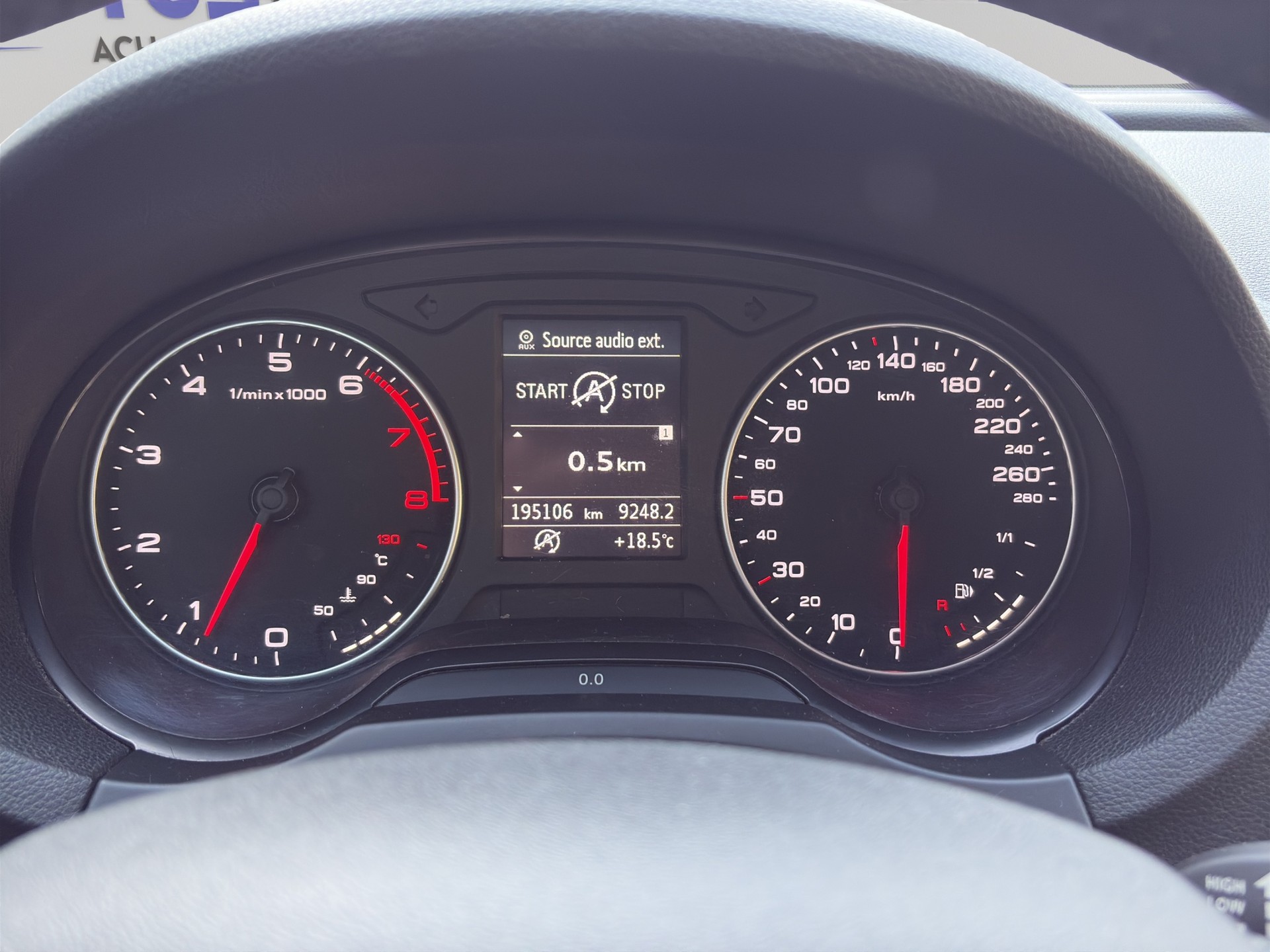 AUDI A3 Sportback 1.4 TFSI Ambiente-image-8