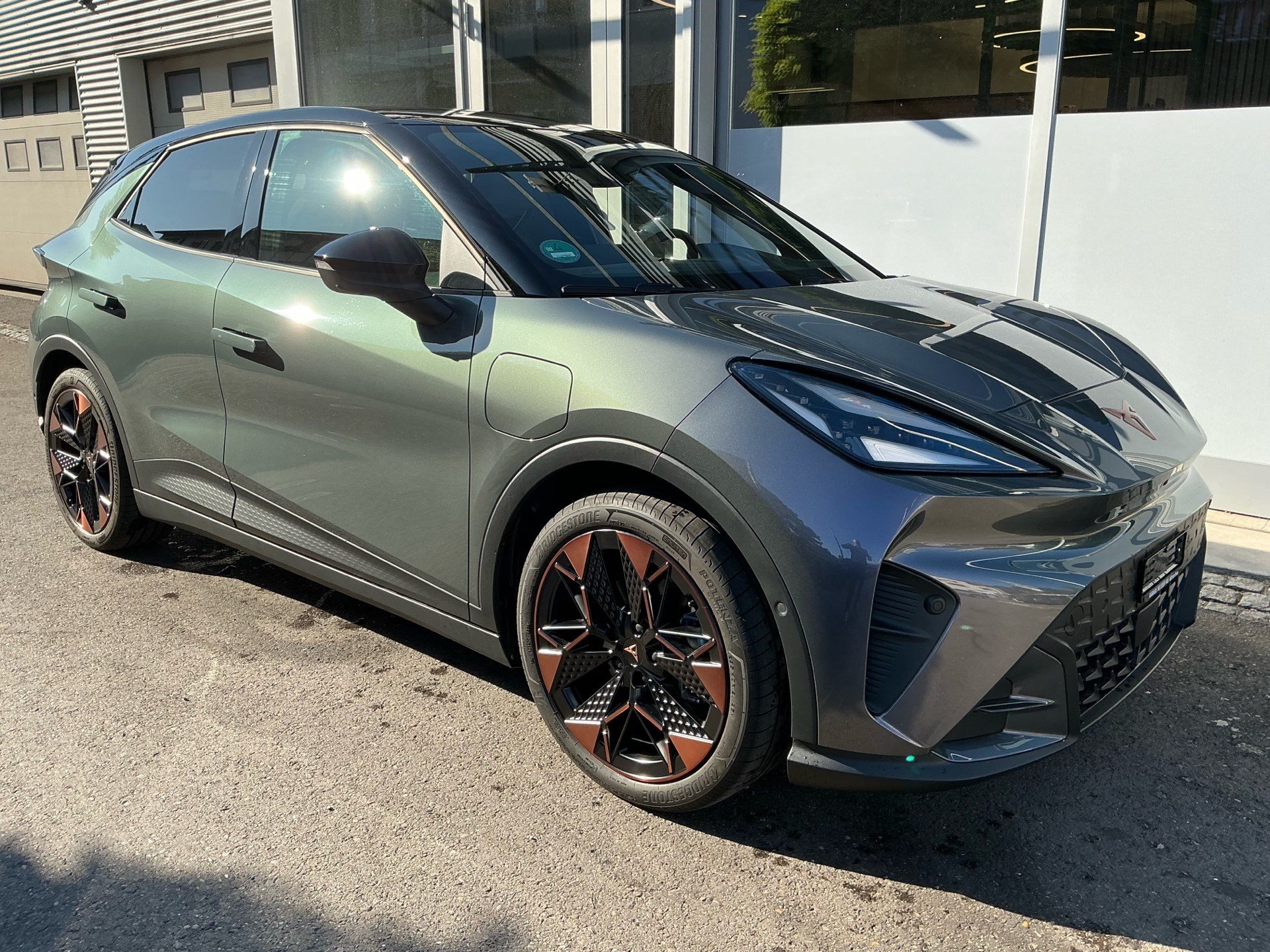 CUPRA Raval 211 PS ENDURANCE LAUNCH EDITION DYNAMIC PLUS PLASMA-image-2