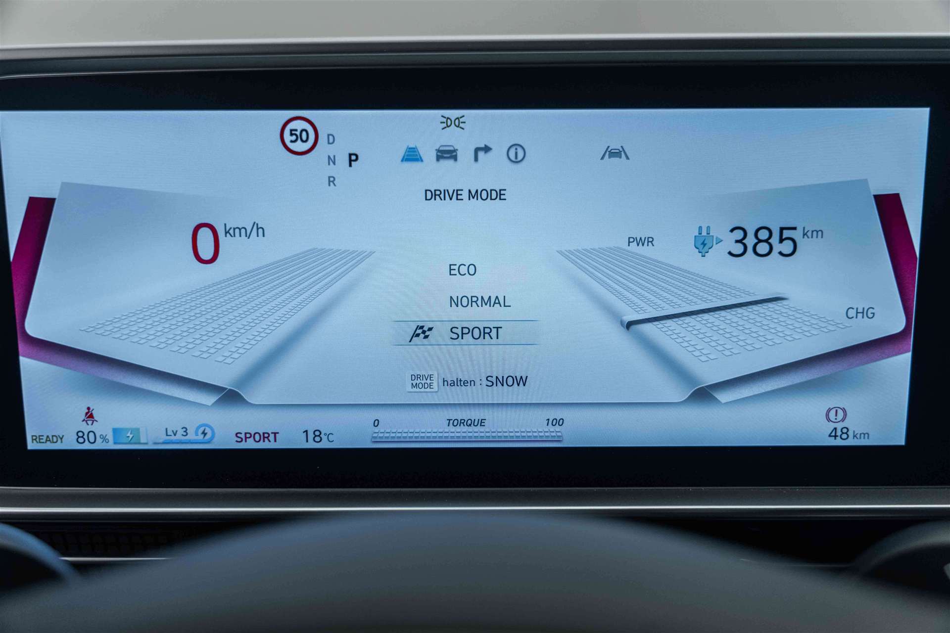 HYUNDAI Ioniq 6 77kWh Plus Line 325PS 4WD Automat-image-26