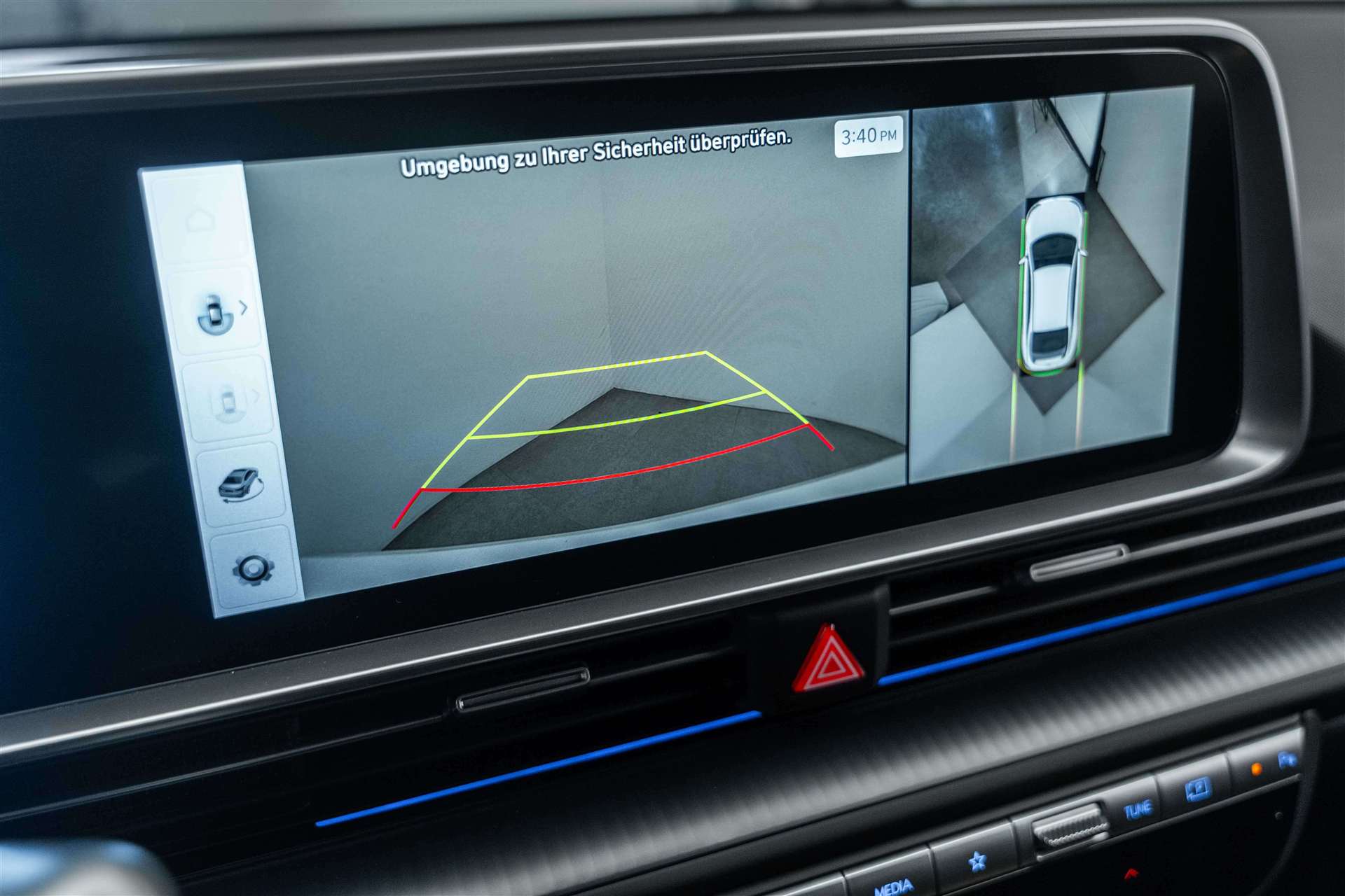 HYUNDAI Ioniq 6 77kWh Plus Line 325PS 4WD Automat-image-19