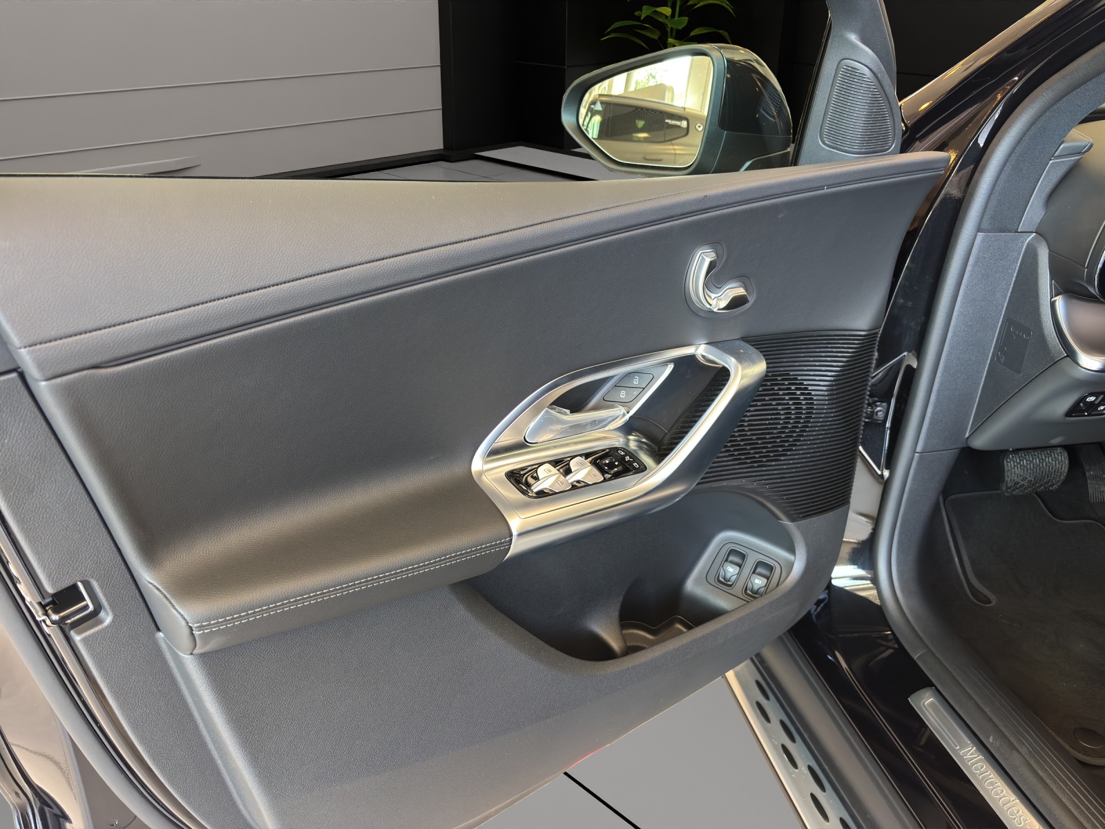 MERCEDES-BENZ GLC 400 4MATIC 94 kWh EQ-image-7