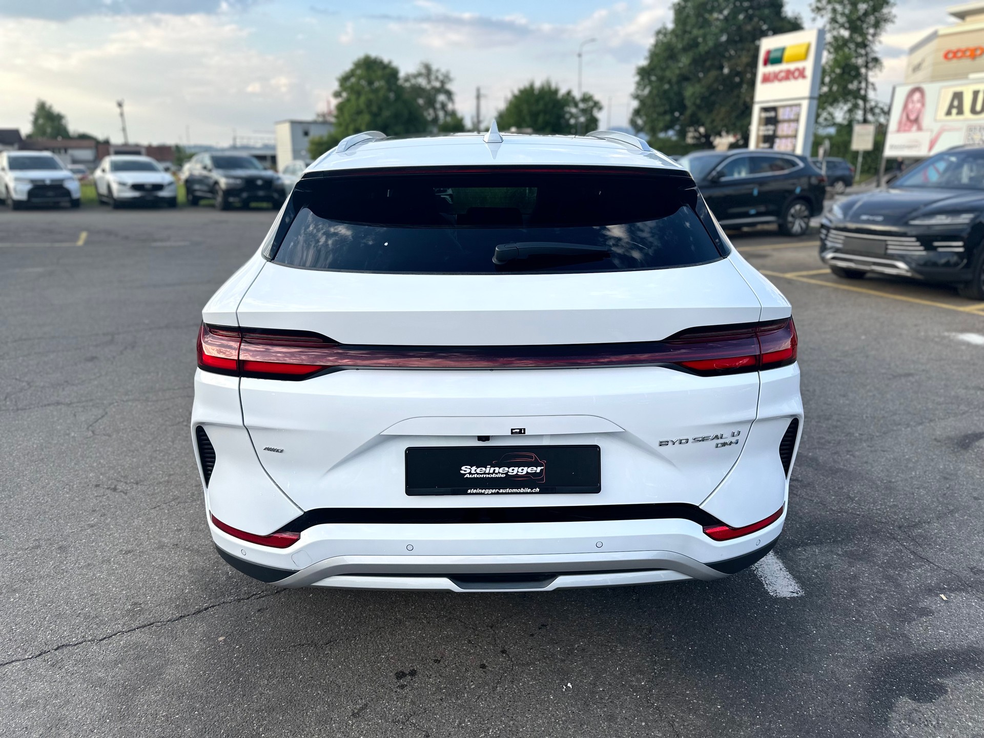 BYD Seal U DM-i Design AWD-image-8