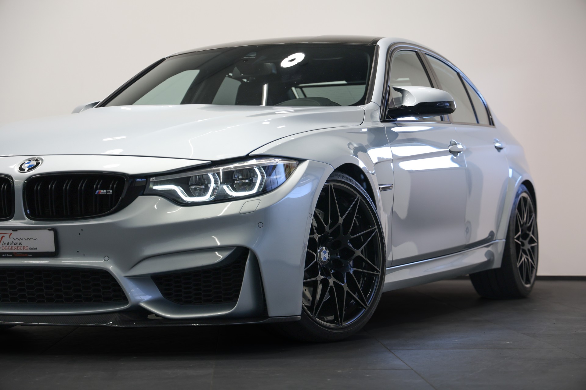 BMW M3 Competition Drivelogic *Individual Silverstone Metallic*Tiefergelegt*-image-9