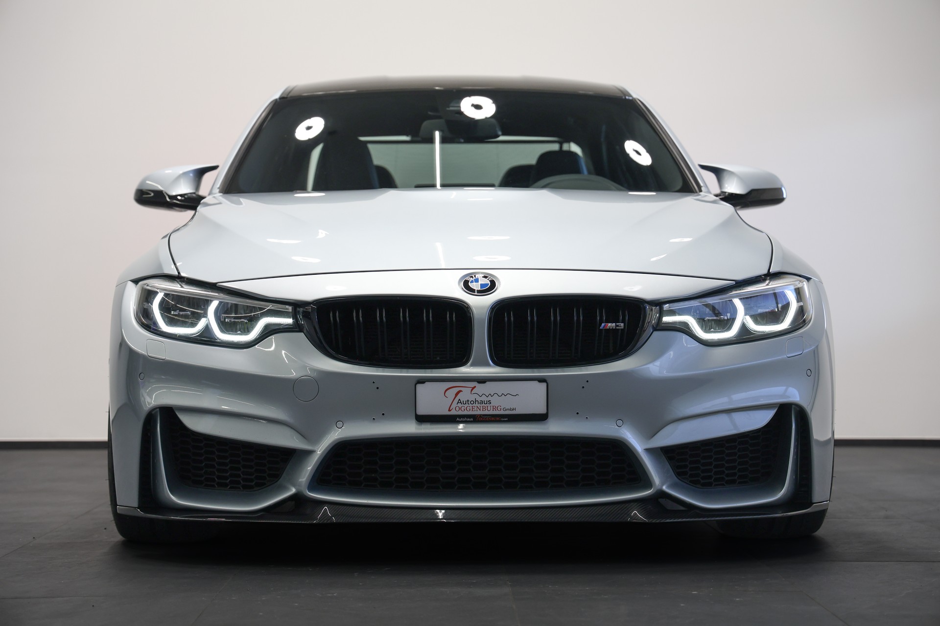 BMW M3 Competition Drivelogic *Individual Silverstone Metallic*Tiefergelegt*-image-6