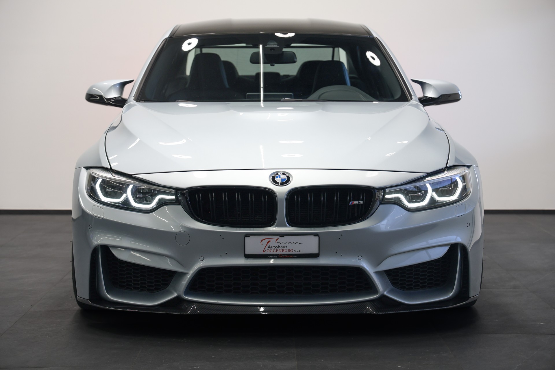 BMW M3 Competition Drivelogic *Individual Silverstone Metallic*Tiefergelegt*-image-5