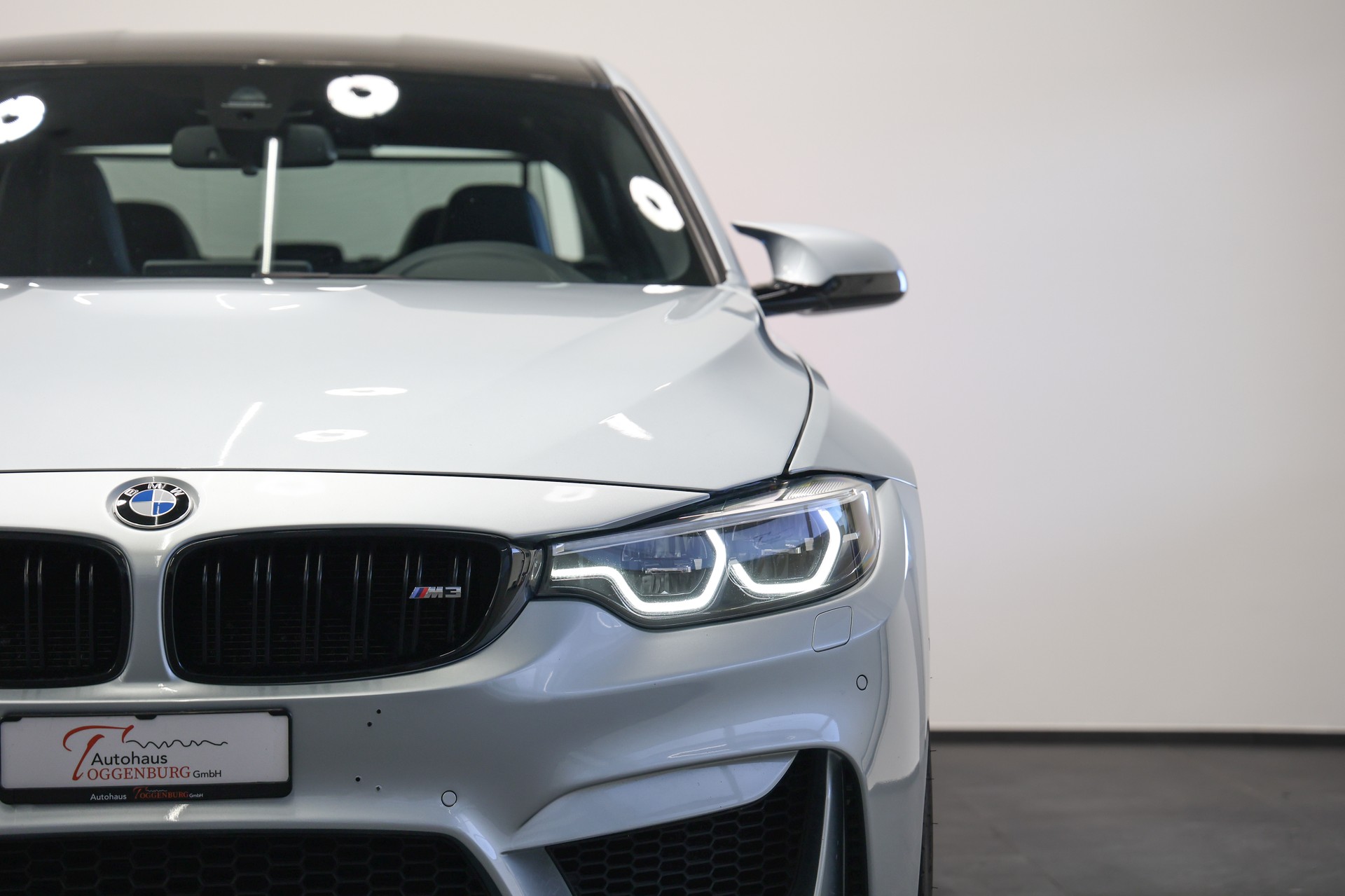 BMW M3 Competition Drivelogic *Individual Silverstone Metallic*Tiefergelegt*-image-7
