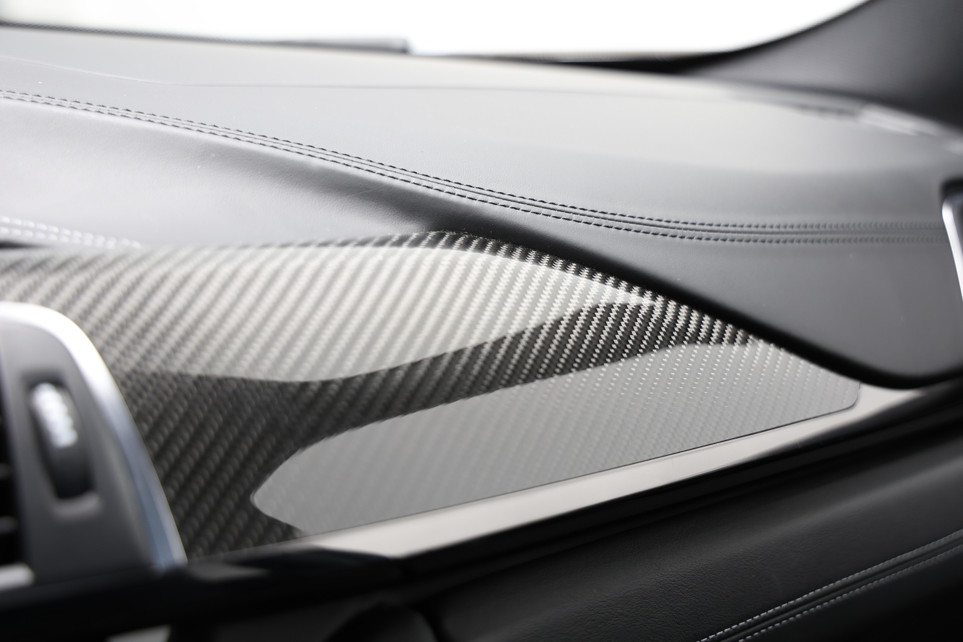 BMW M3 Competition Drivelogic *Individual Silverstone Metallic*Tiefergelegt*-image-31