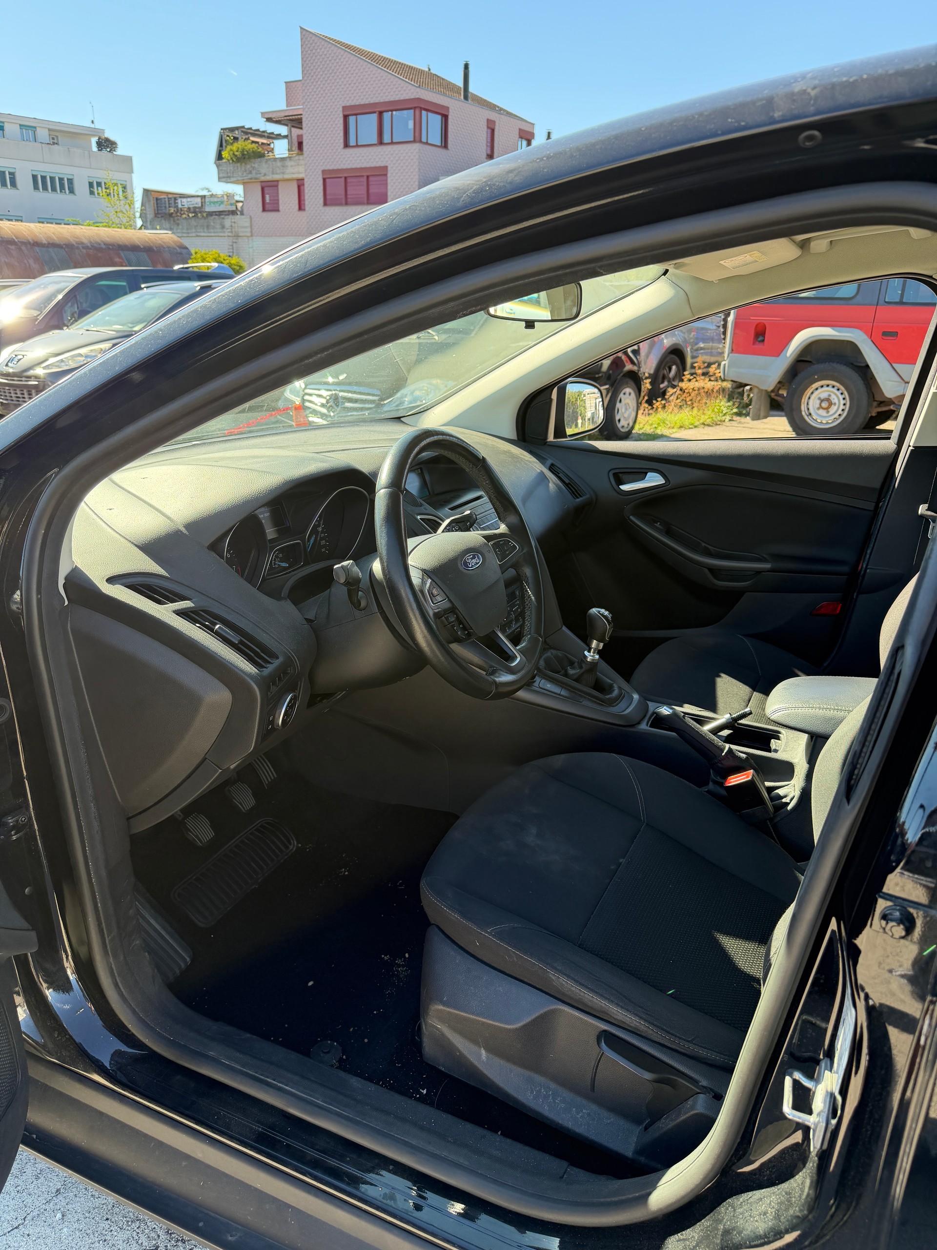 FORD Focus 1.0 SCTi Trend-image-8