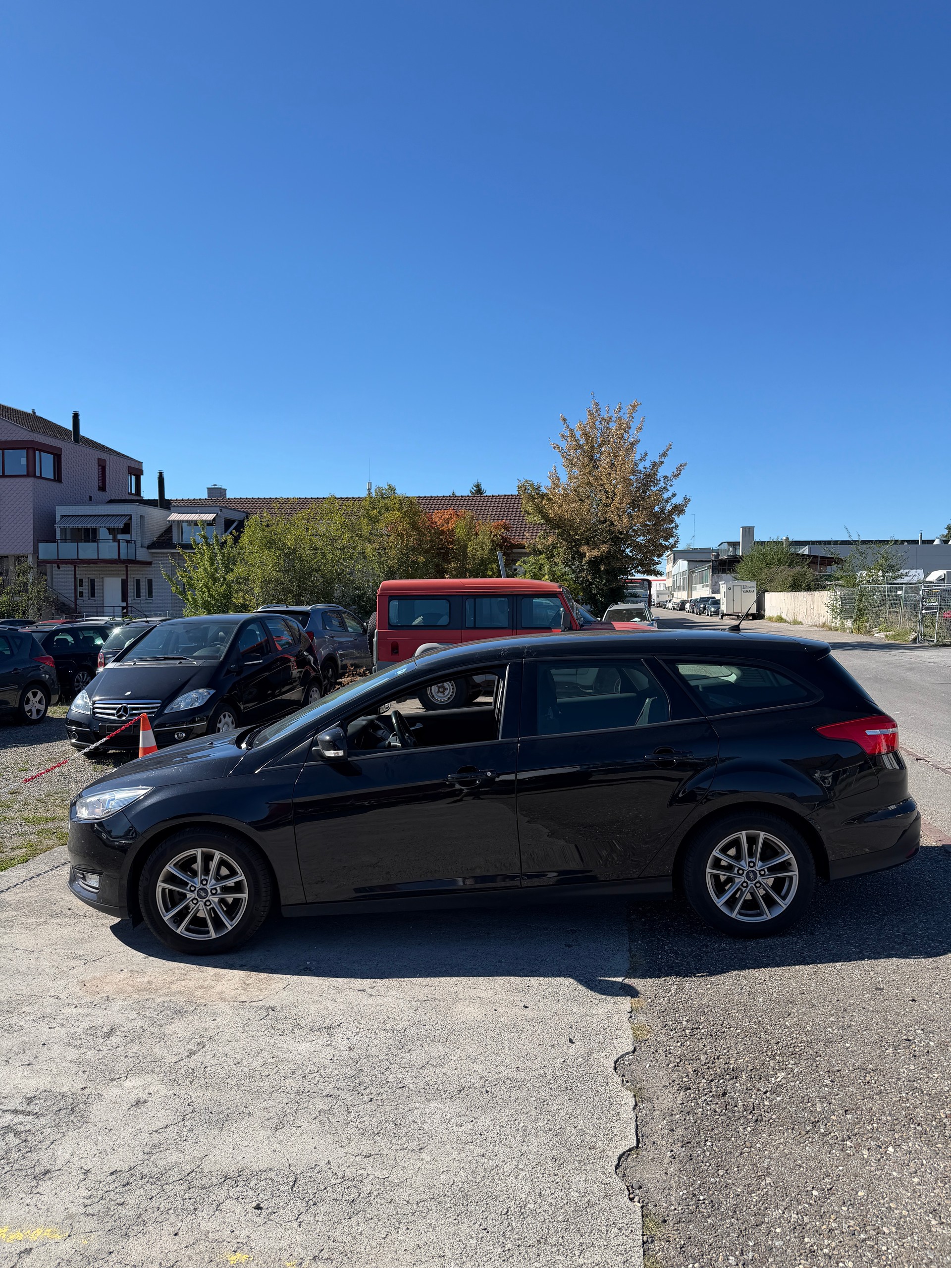 FORD Focus 1.0 SCTi Trend-image-2