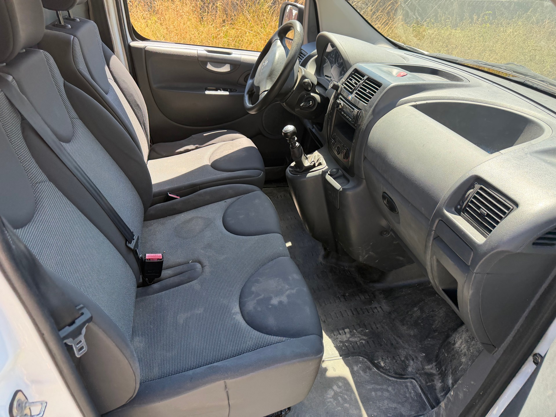 PEUGEOT Expert 2.0 HDi 227 L1H1-image-4