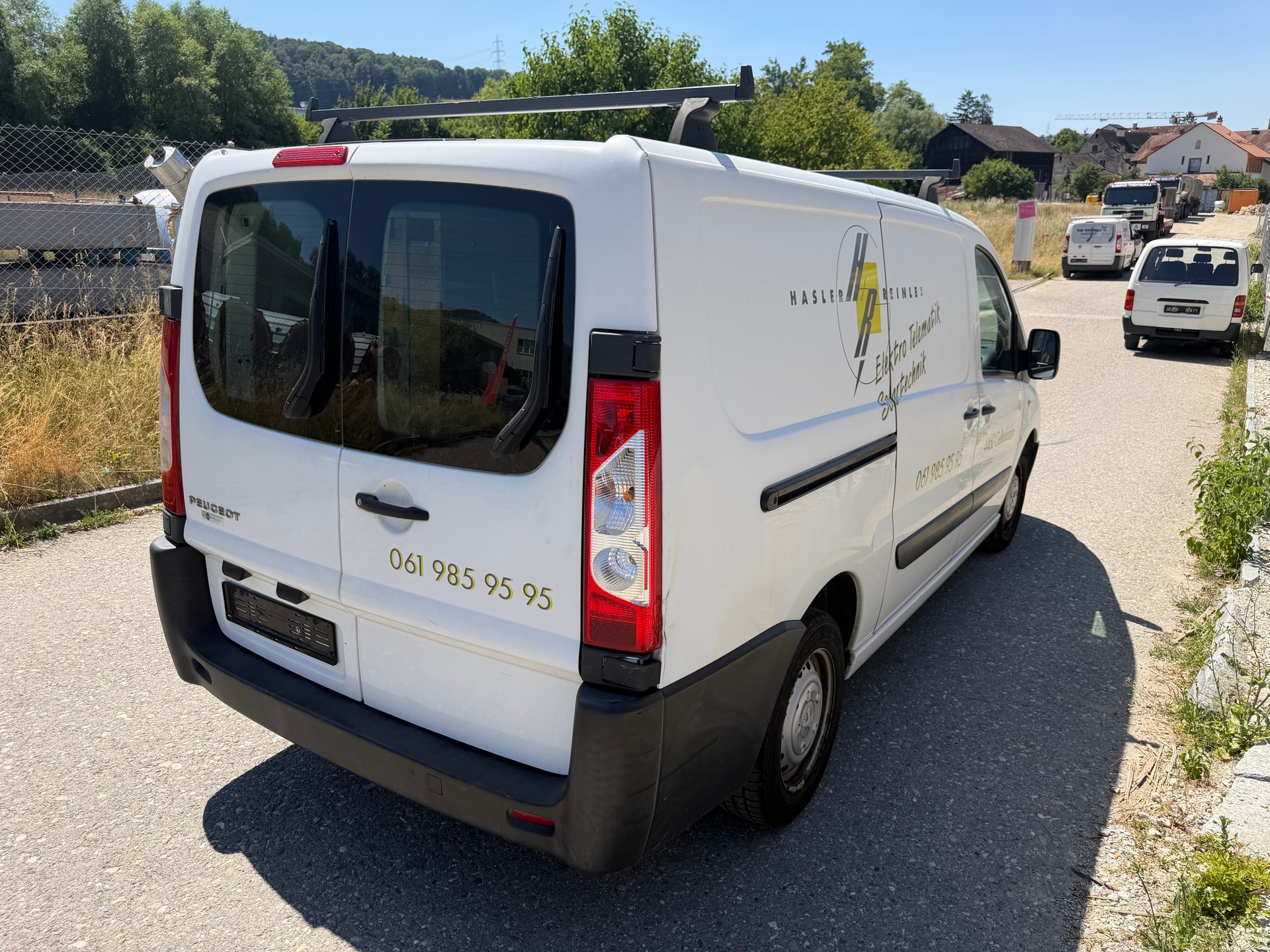 PEUGEOT Expert 2.0 HDi 227 L1H1-image-2