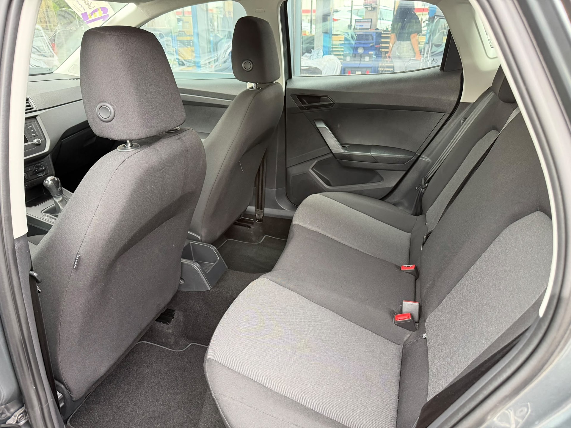SEAT Ibiza 1.0 EcoTSI Sol-image-6
