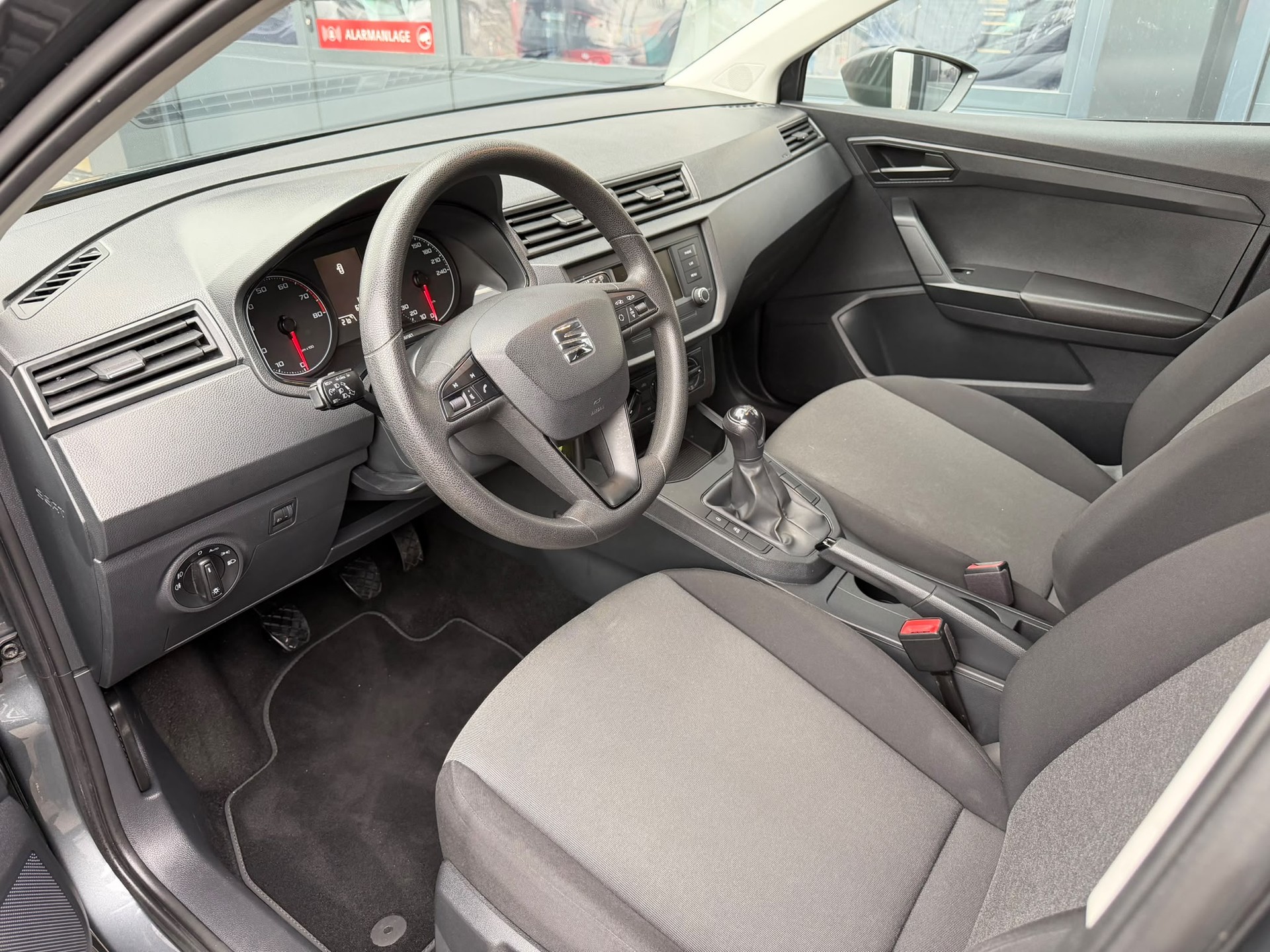 SEAT Ibiza 1.0 EcoTSI Sol-image-8