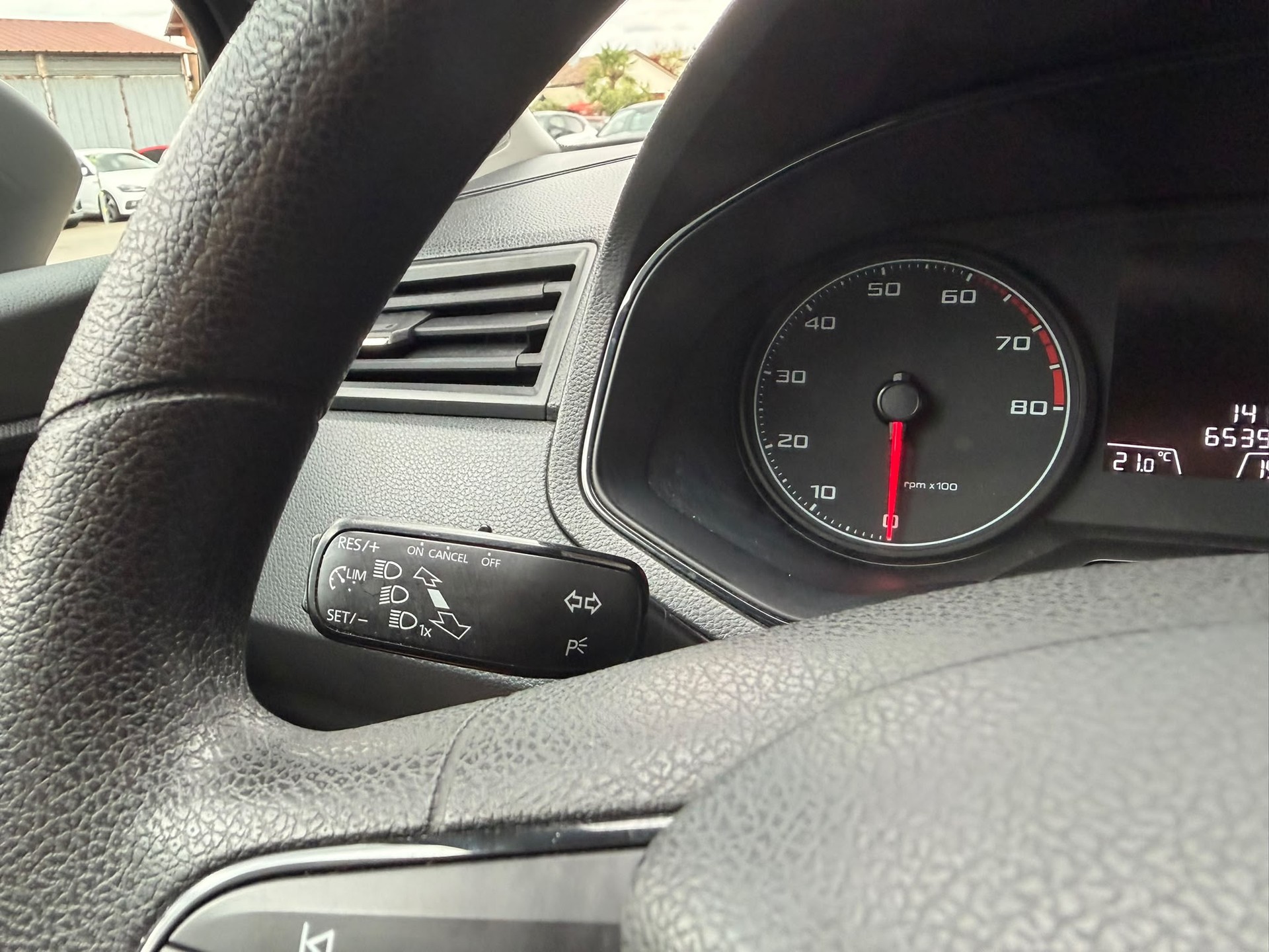 SEAT Ibiza 1.0 EcoTSI Sol-image-13