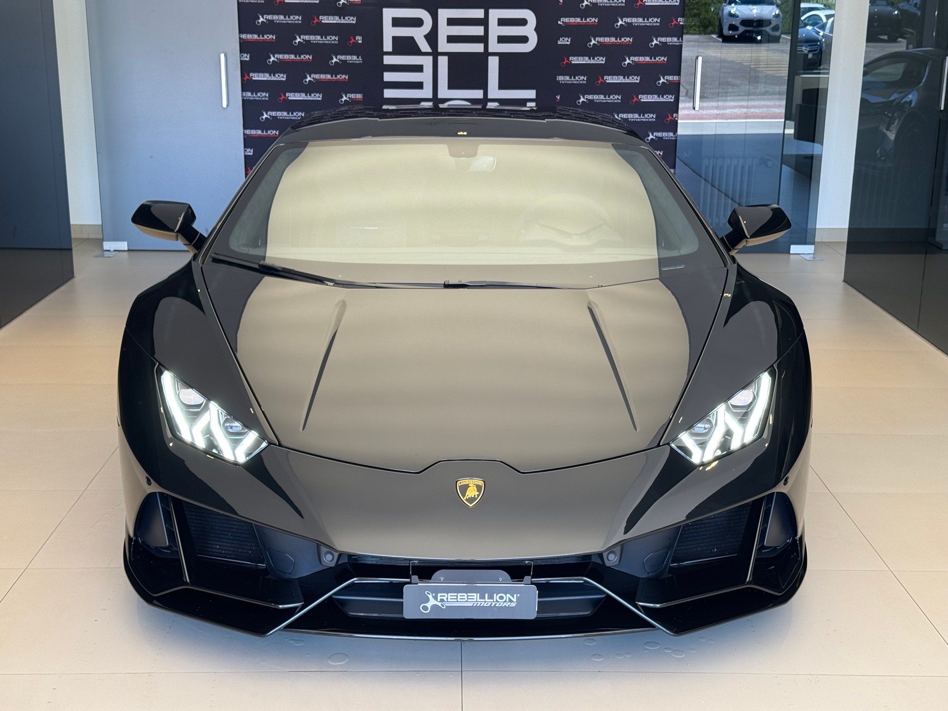 LAMBORGHINI Huracan EVO Coupé DCT-image-1