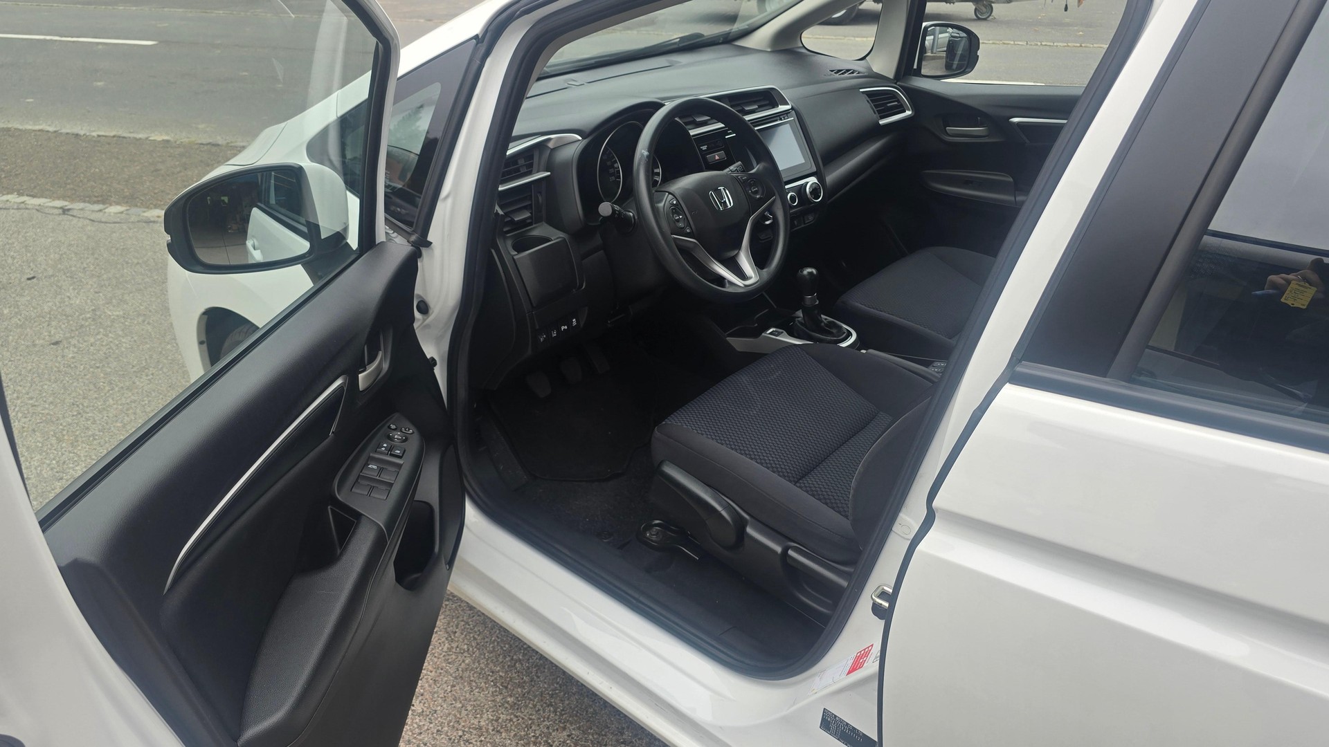 HONDA Jazz 1.3i Comfort-image-8