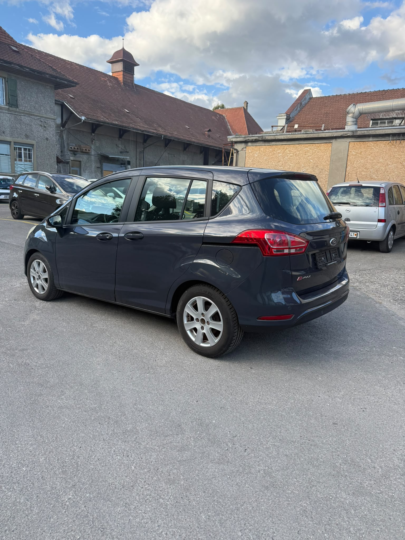 FORD B-Max 1.6 Ti-VCT TitaniumX PowerShift-image-3