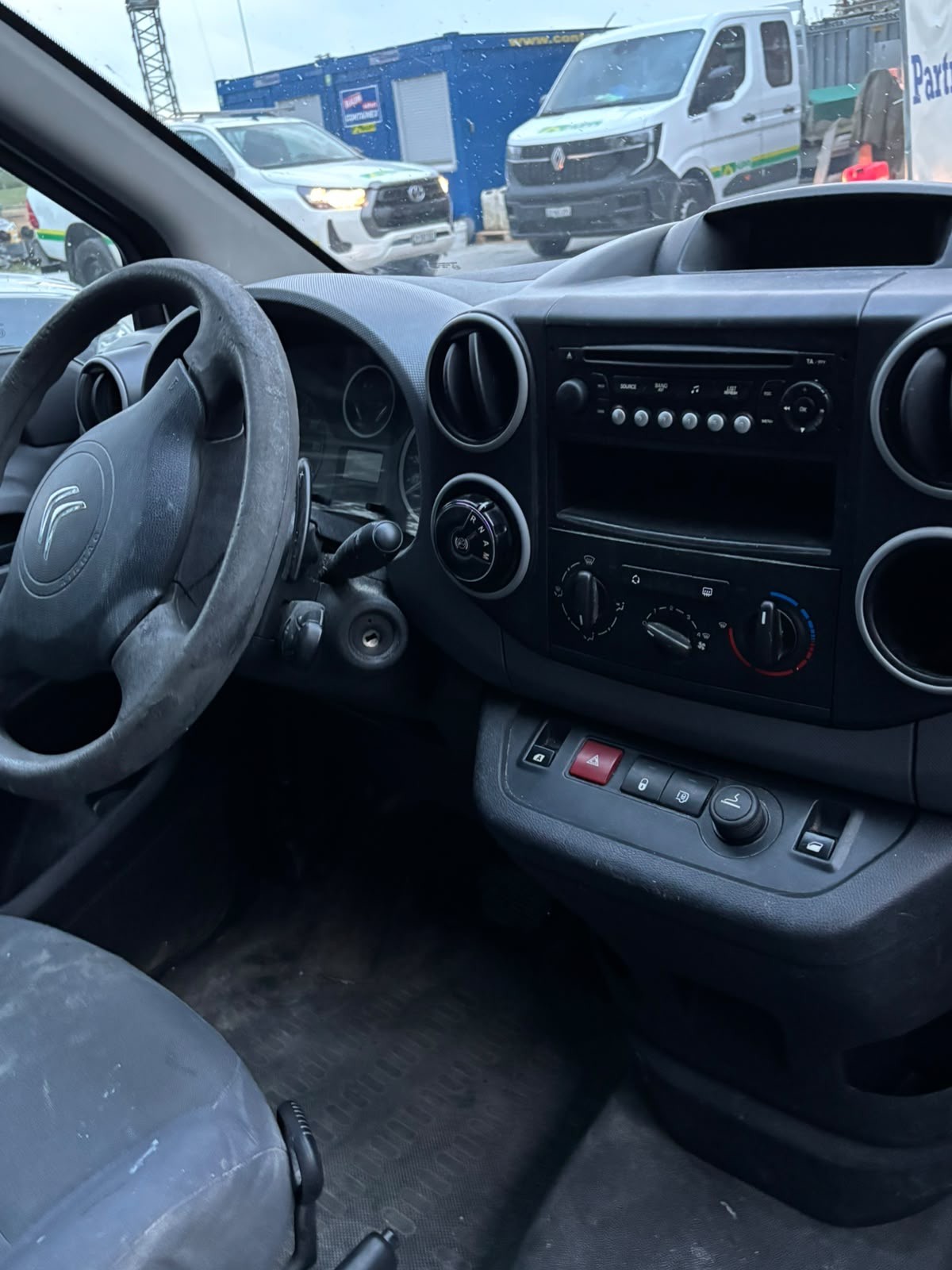 CITROEN Berlingo 1.6 HDi 600 Komfort-image-6