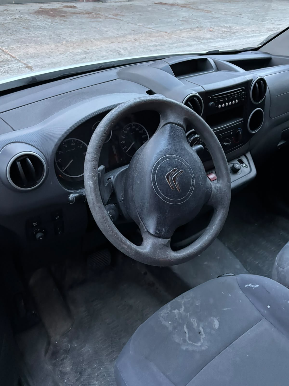 CITROEN Berlingo 1.6 HDi 600 Komfort-image-5