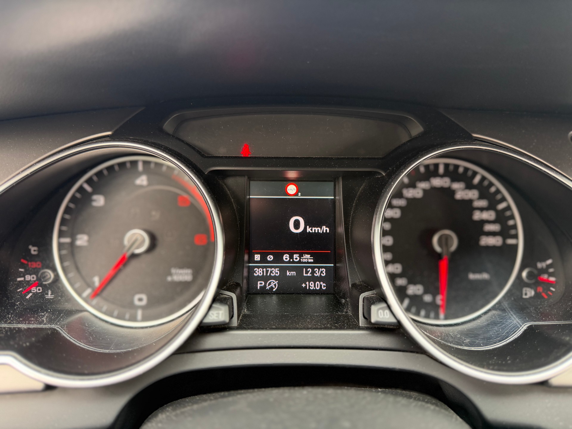 AUDI A5 Sportback 2.0 TDI multitronic-image-8