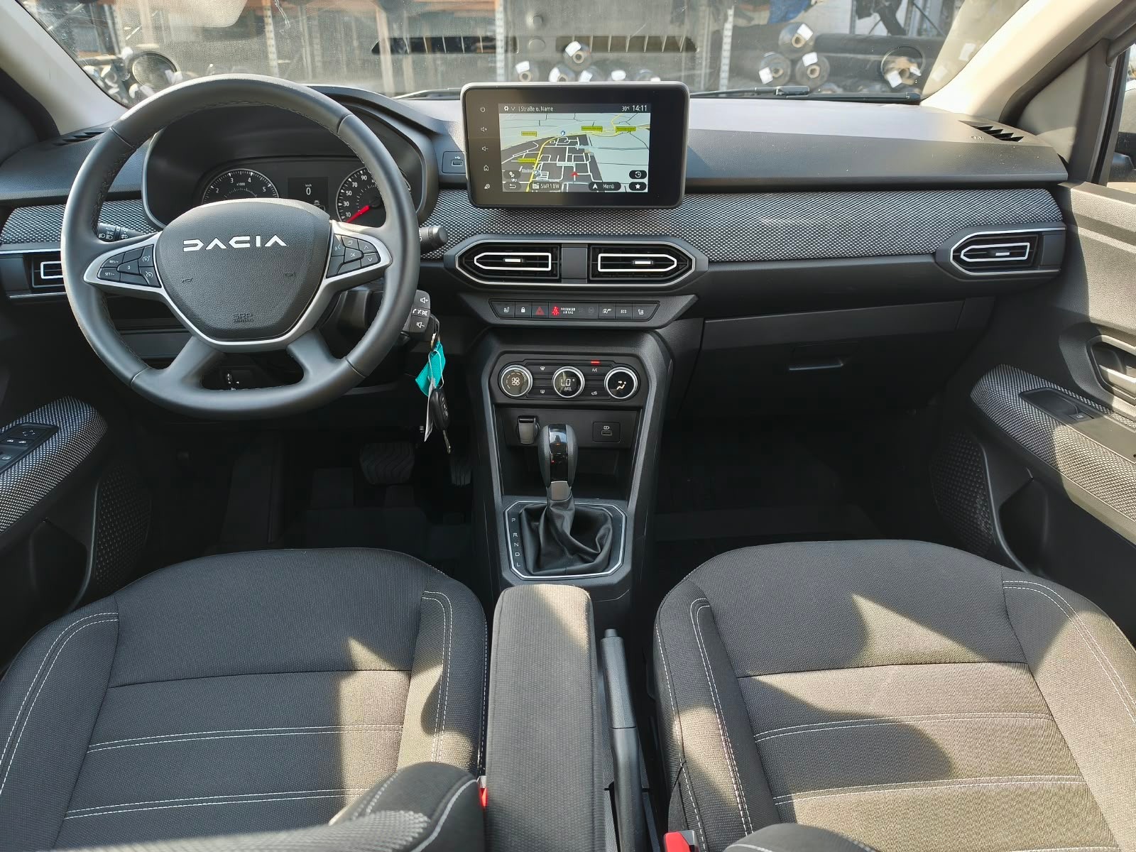 DACIA Sandero TCe 90 Expression CVT-image-8