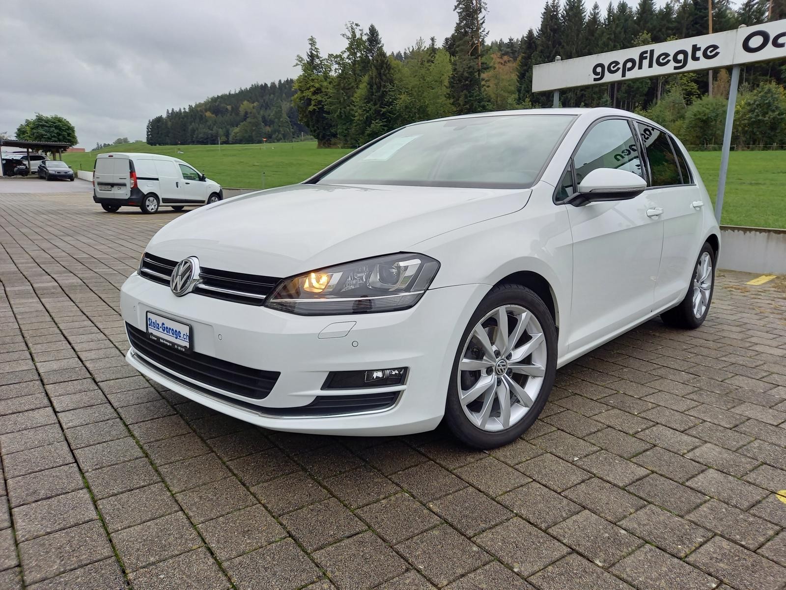 VW Golf 1.4 TSI Highline DSG-image-0