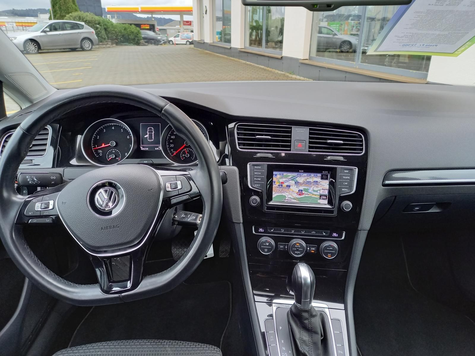 VW Golf 1.4 TSI Highline DSG-image-4