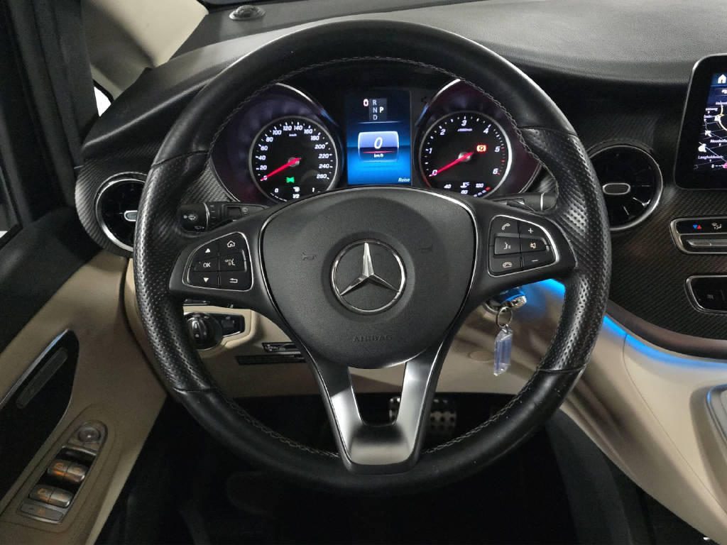MERCEDES-BENZ Marco Polo 300 d-image-11