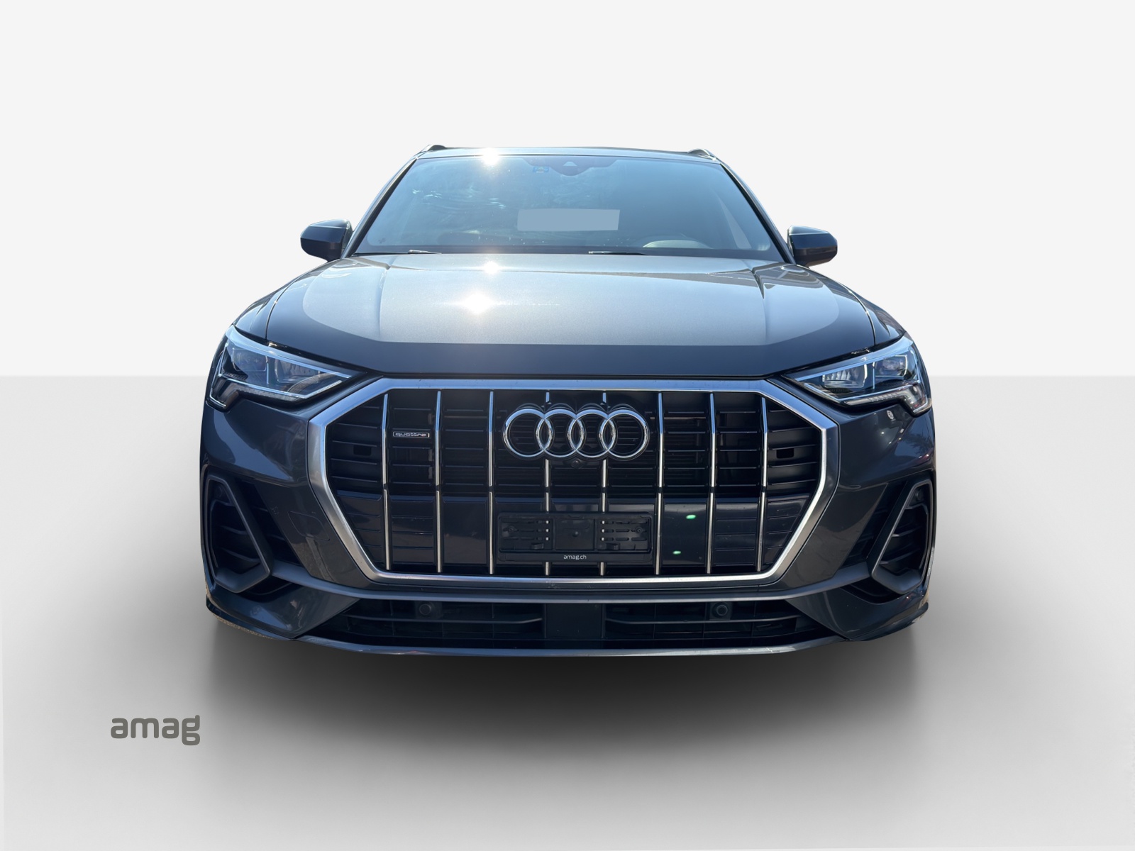 AUDI Q3 45 TFSI S line quattro S-tronic-image-6