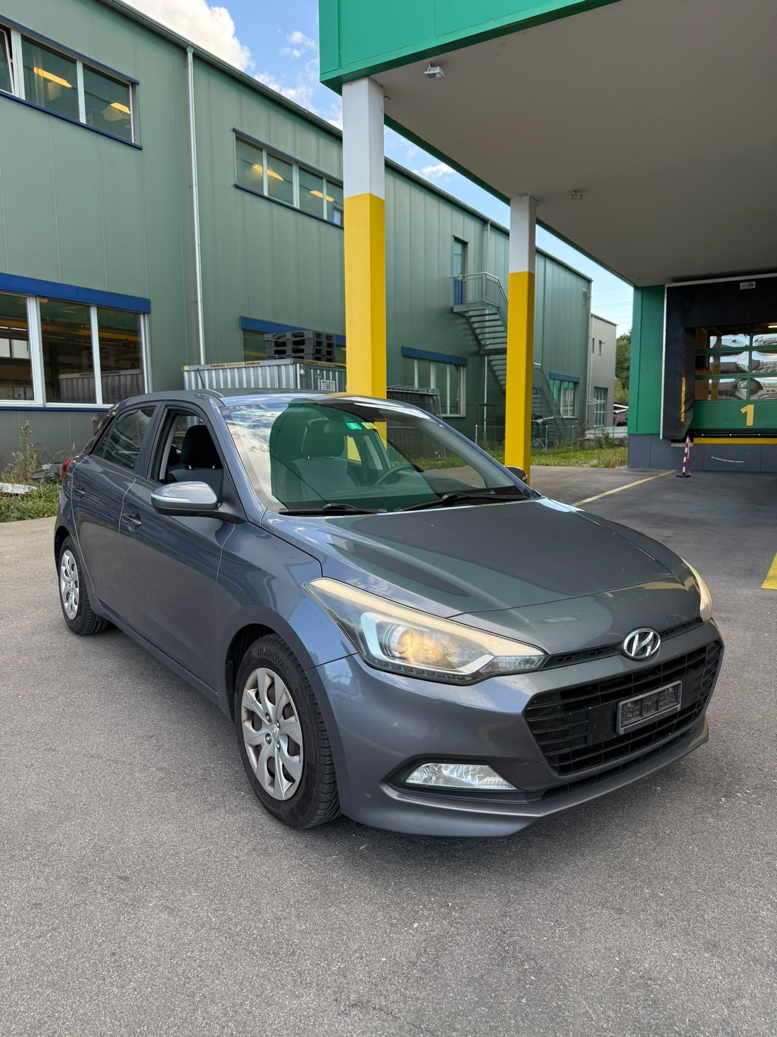 Car photo