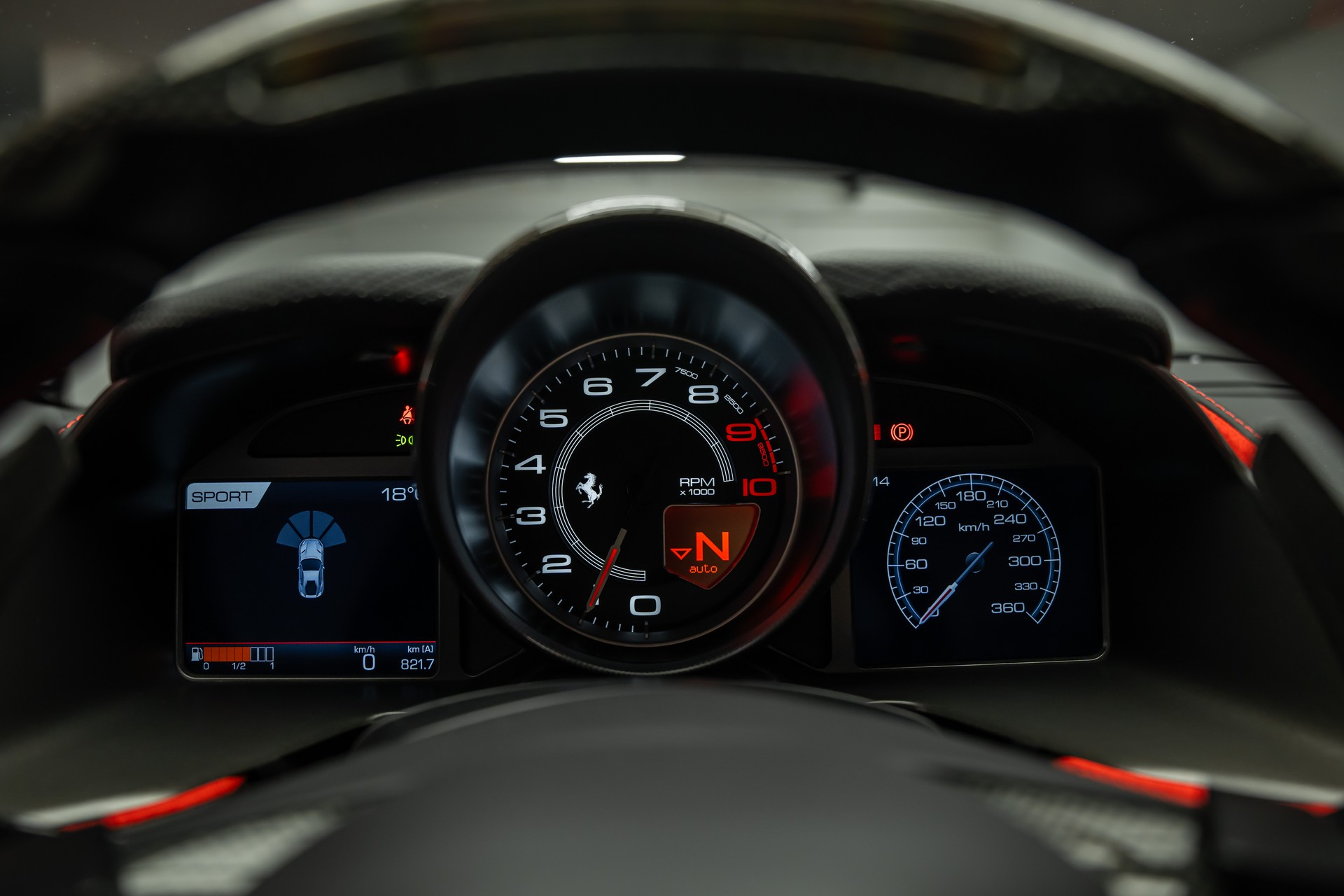 FERRARI * 812 SUPERFAST * ROSSO CORSA * CARBON RACING-SEATS *-image-36