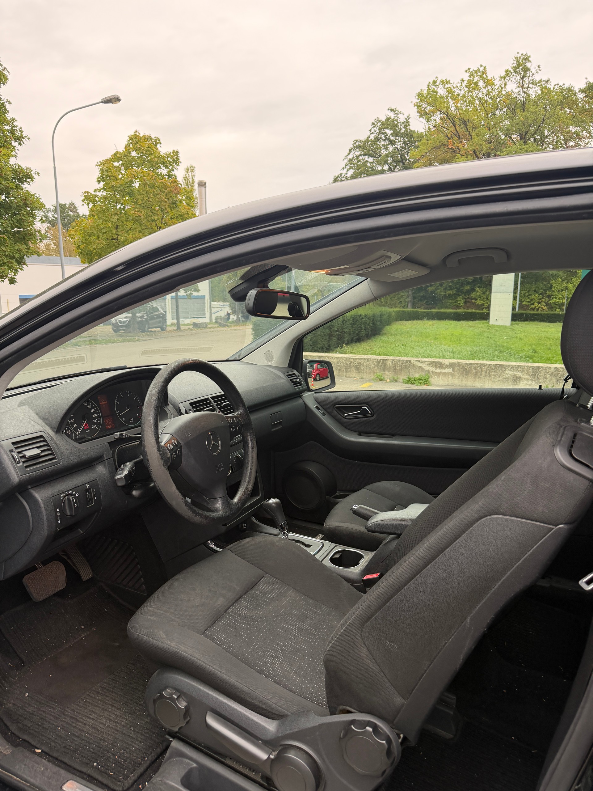 MERCEDES-BENZ A 150 Avantgarde-image-4