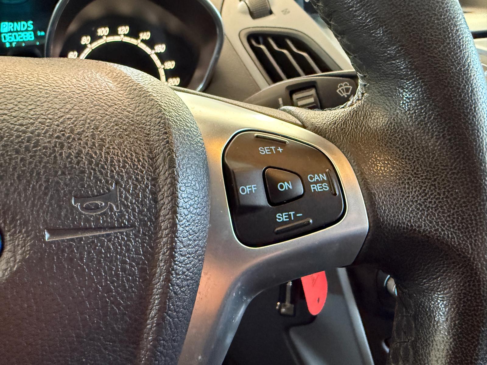 FORD B-Max 1.6 Ti-VCT Trend PowerShift-image-15