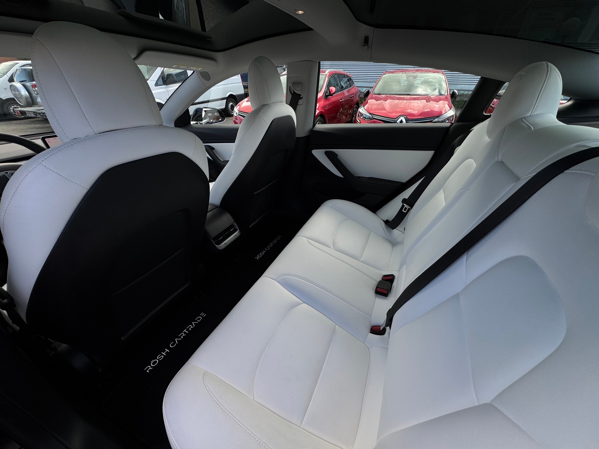TESLA Model 3 Performance Dual Motor AWD-image-9