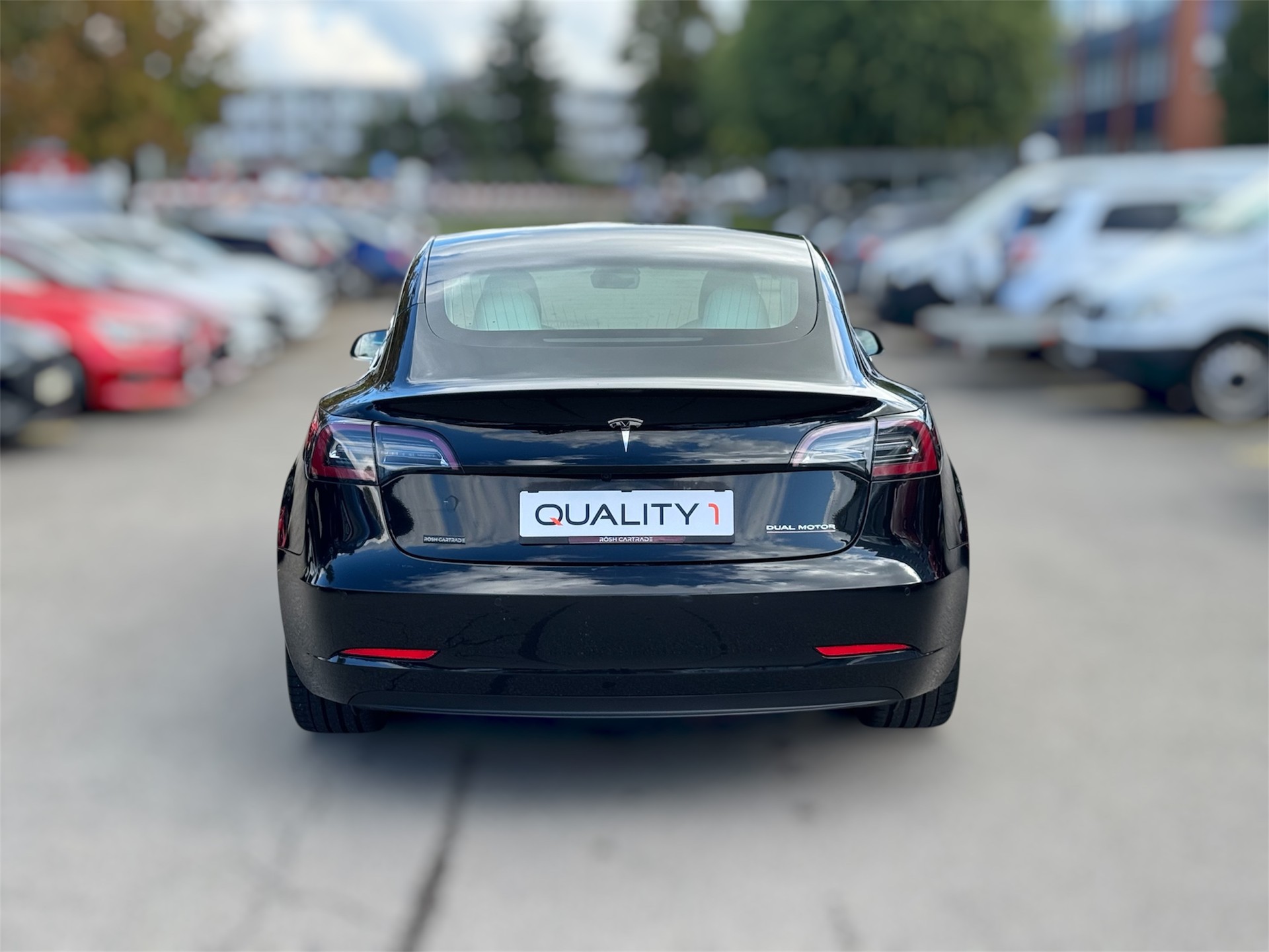 TESLA Model 3 Performance Dual Motor AWD-image-4