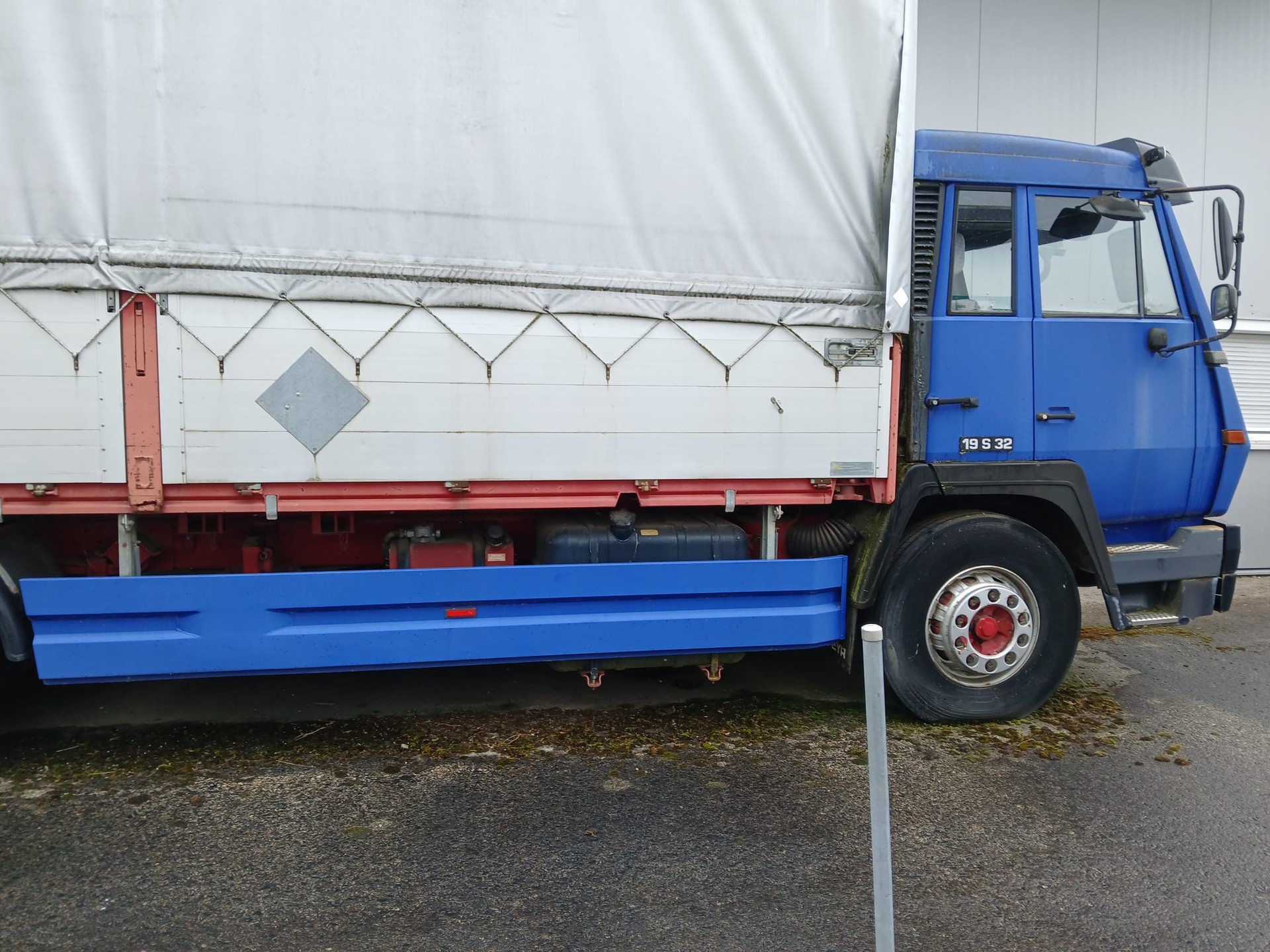 STEYR 19 S 32 4x2-image-6