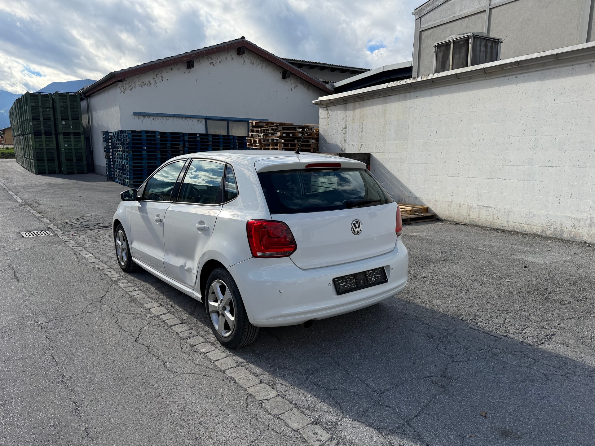 VW Polo 1.4 16V Highline-image-4