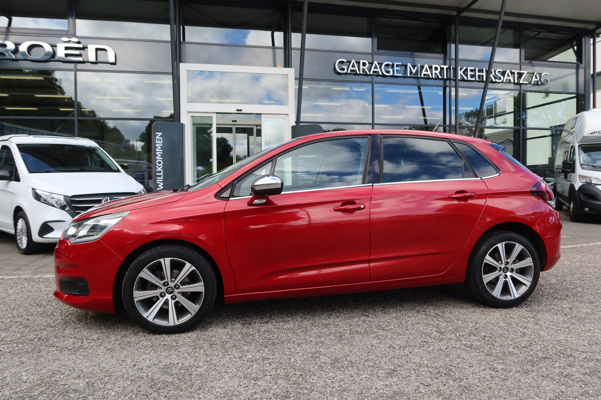 CITROEN C4 1.2 Pure Tech Feel Ed.-image-3