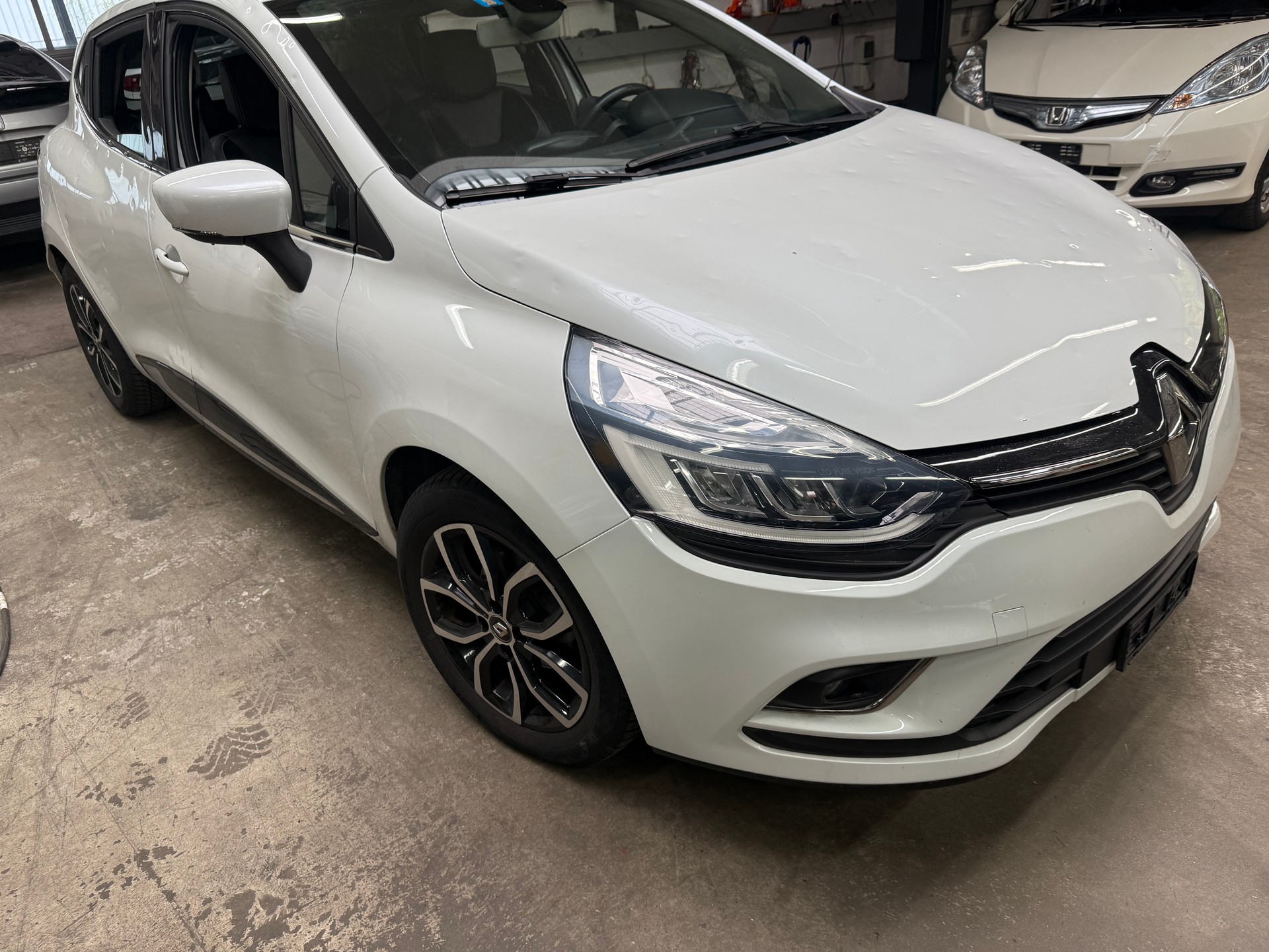 RENAULT Clio 0.9 12V Intens